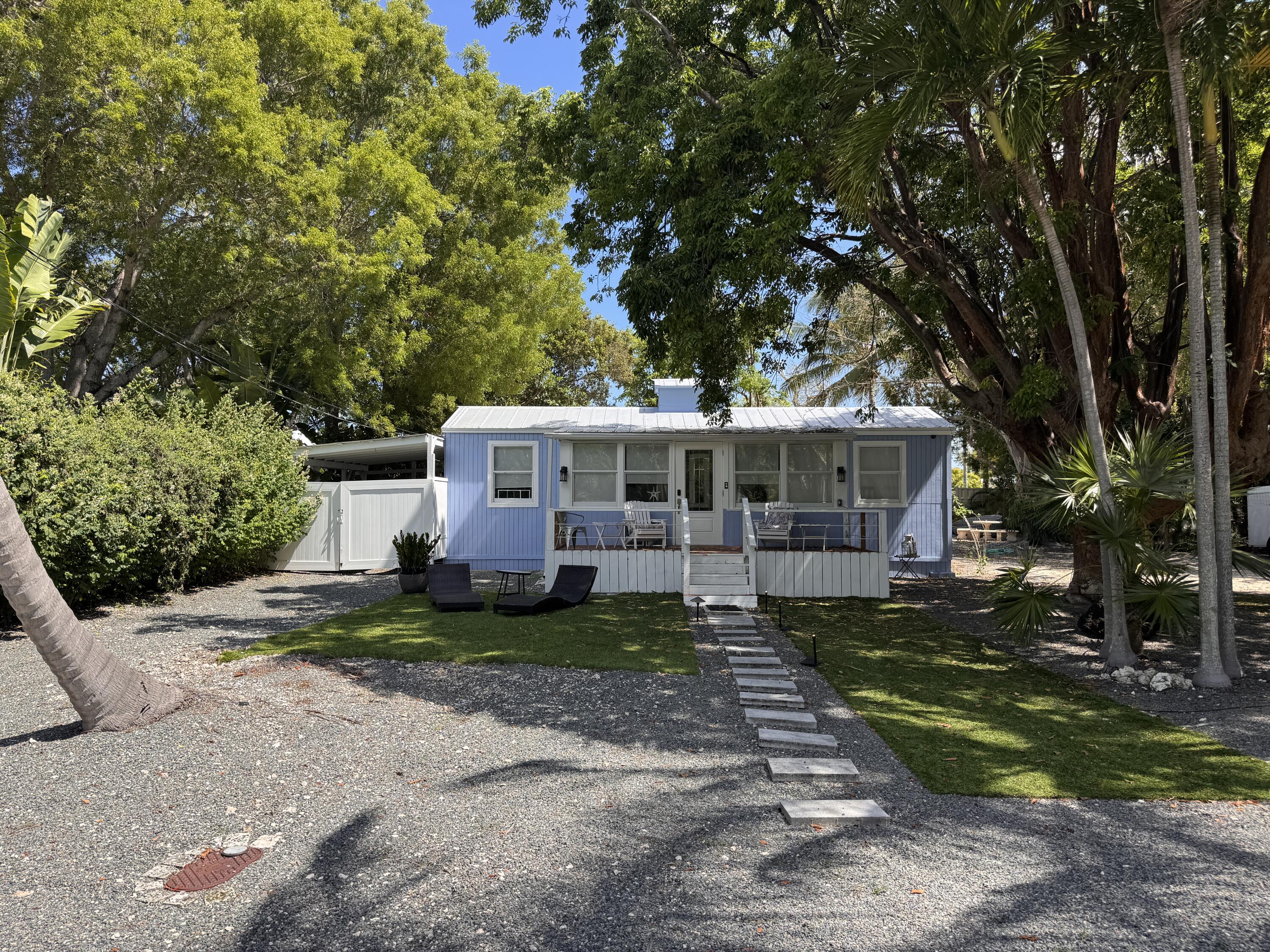 803 Oceana Avenue Property Photo 3