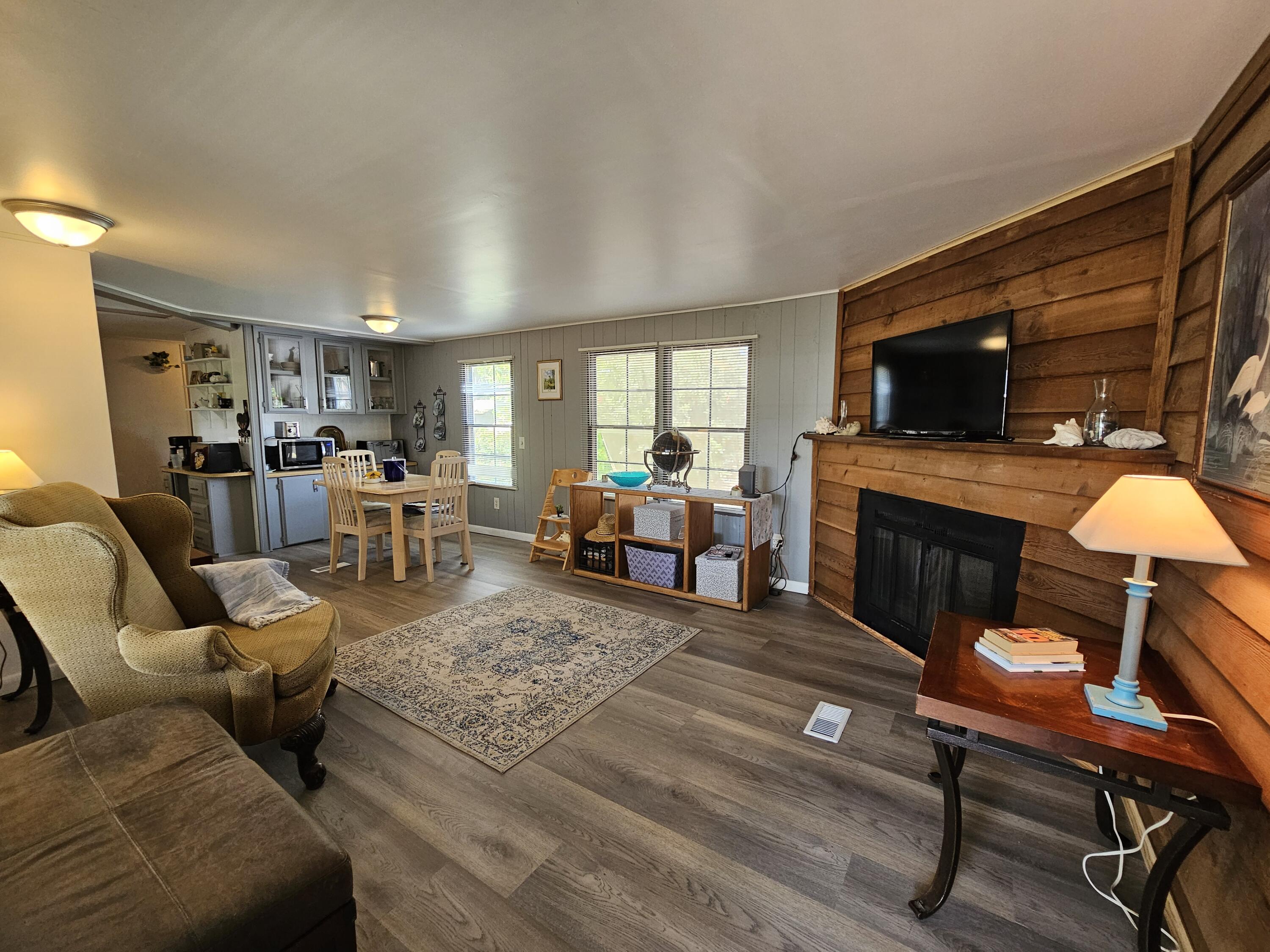 917 Plantation Road Property Photo 10