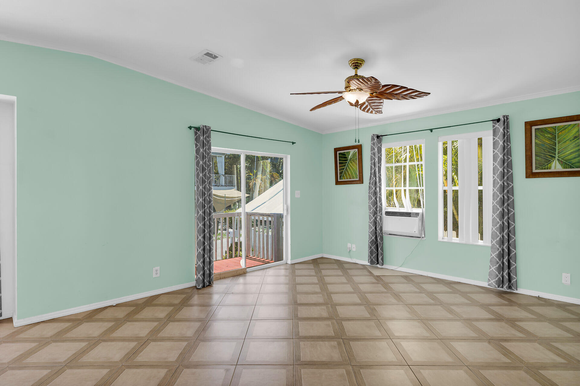 4 Coral Drive Property Photo 11