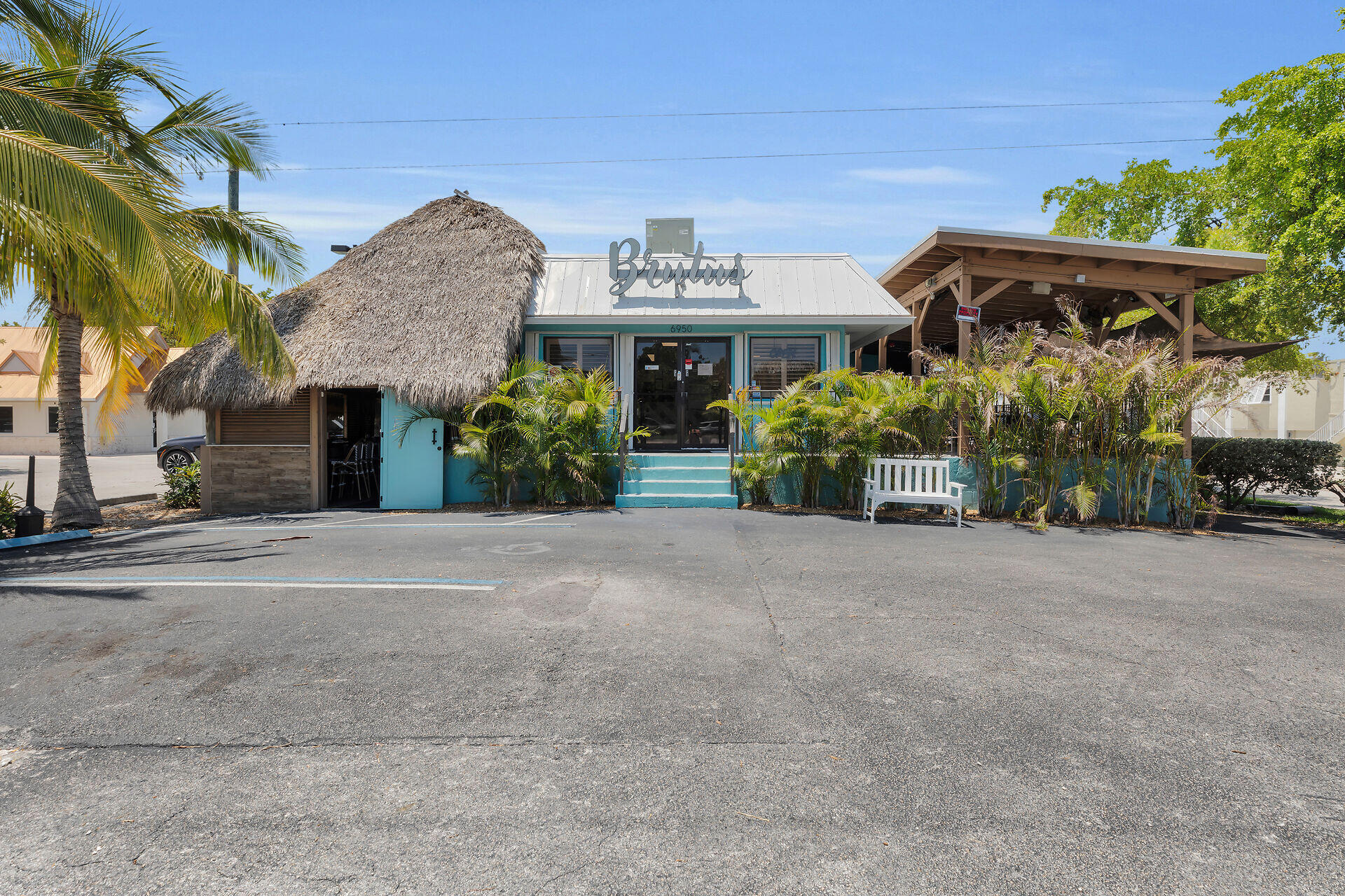 6950 Overseas Highway Property Photo 1