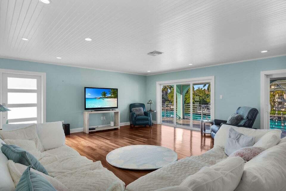 232 W Seaview Drive Property Photo 42