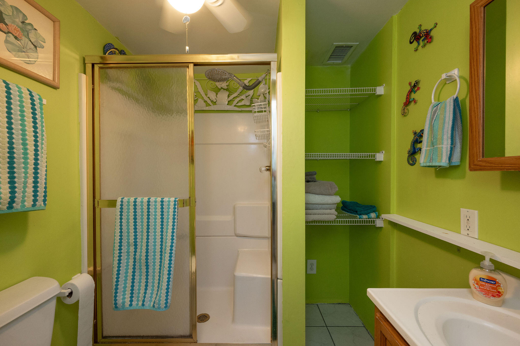 6800 Maloney Avenue 13 Property Photo 14