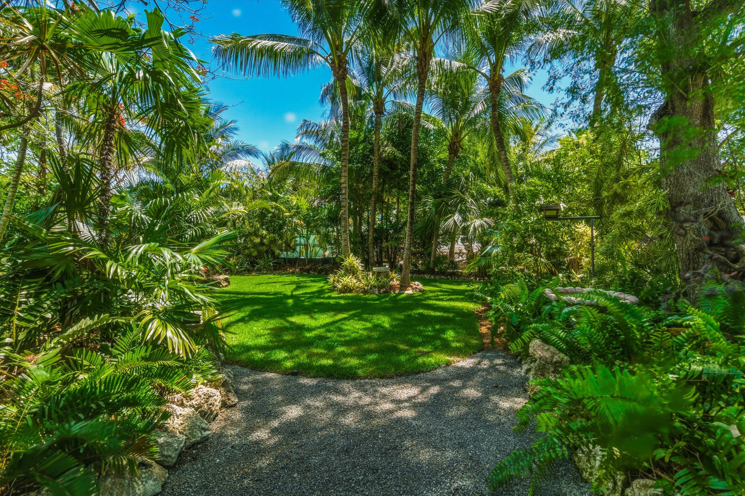 123 Venetian Way Property Photo 13