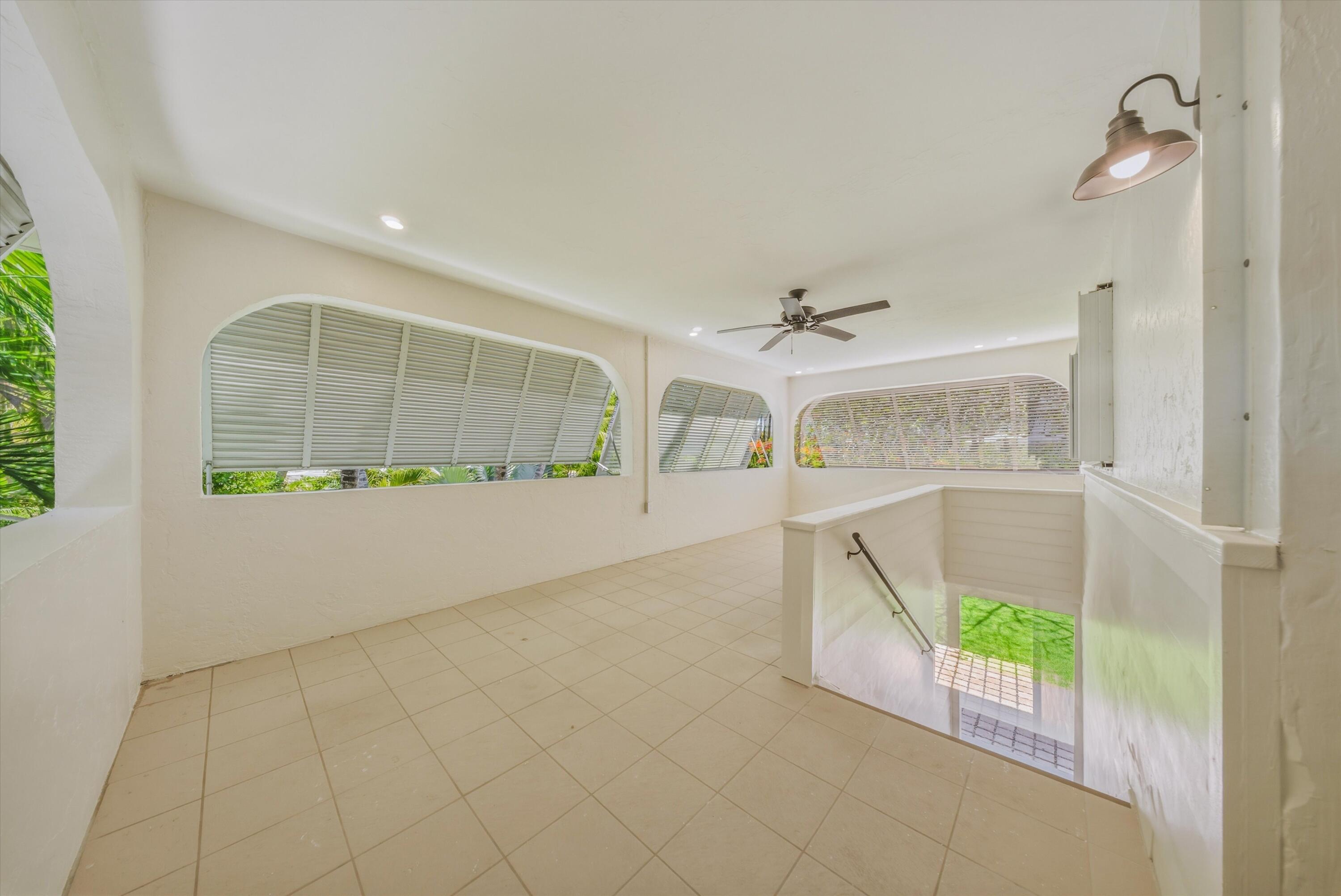 123 Venetian Way Property Photo 26