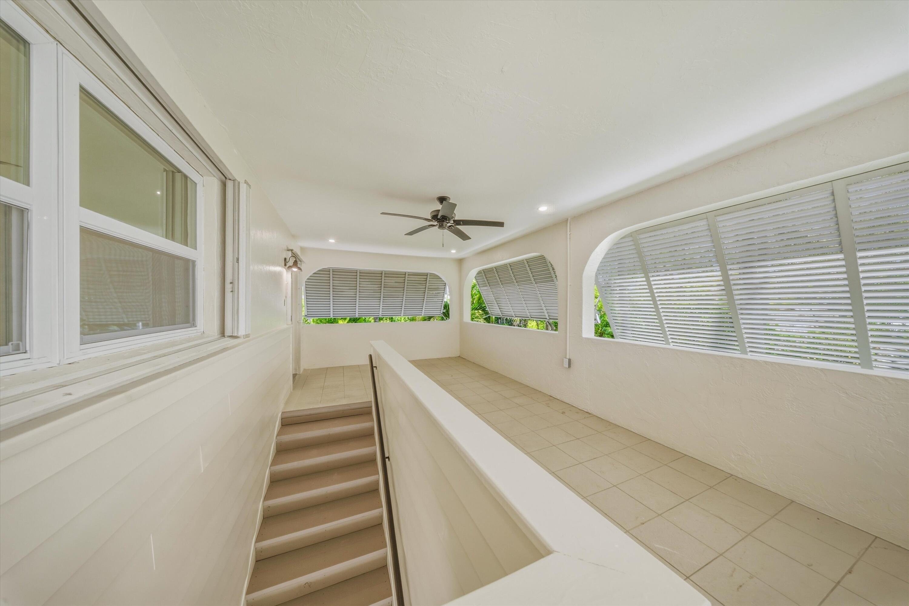 123 Venetian Way Property Photo 28