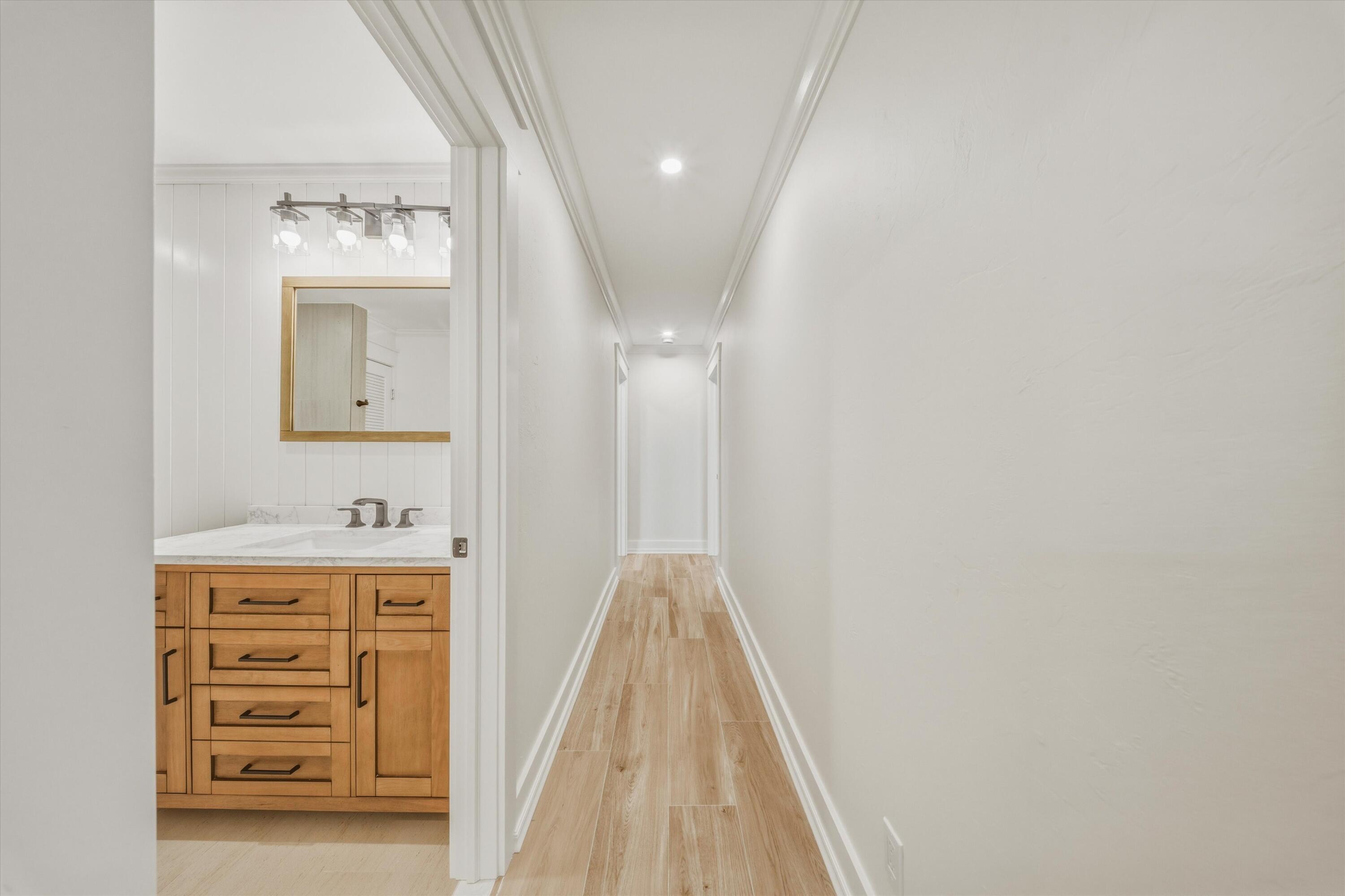 123 Venetian Way Property Photo 37