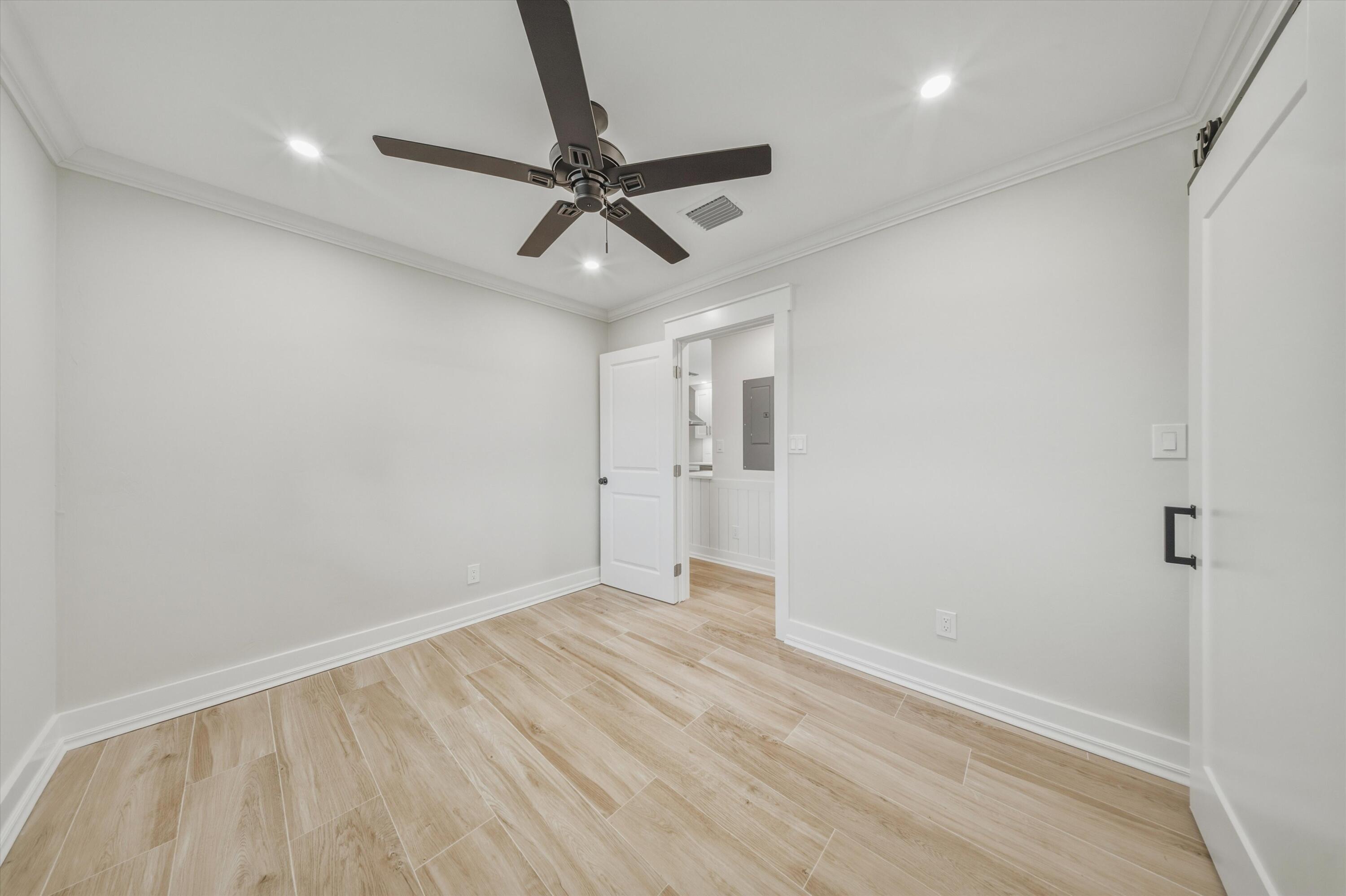 123 Venetian Way Property Photo 51
