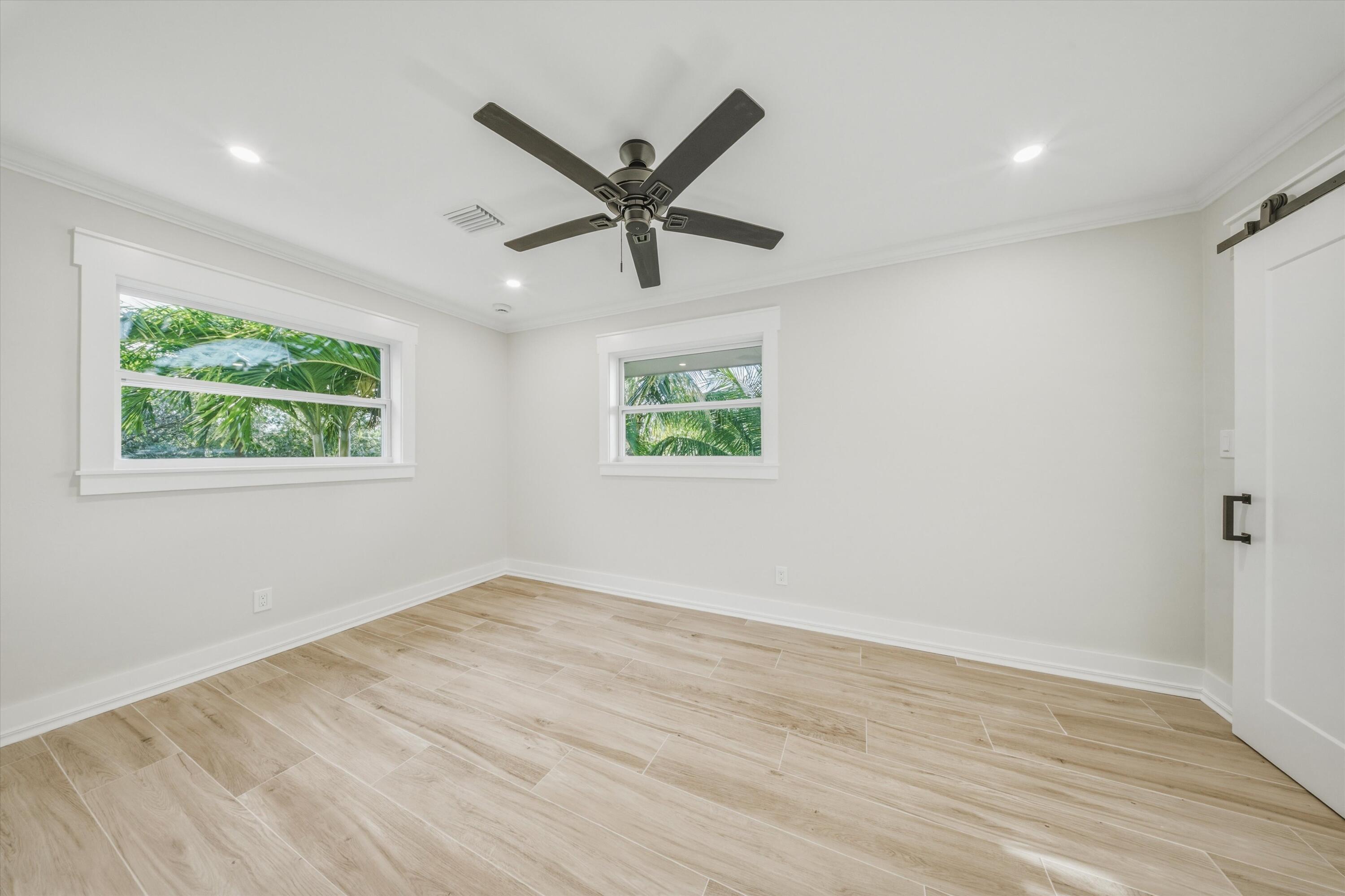 123 Venetian Way Property Photo 53