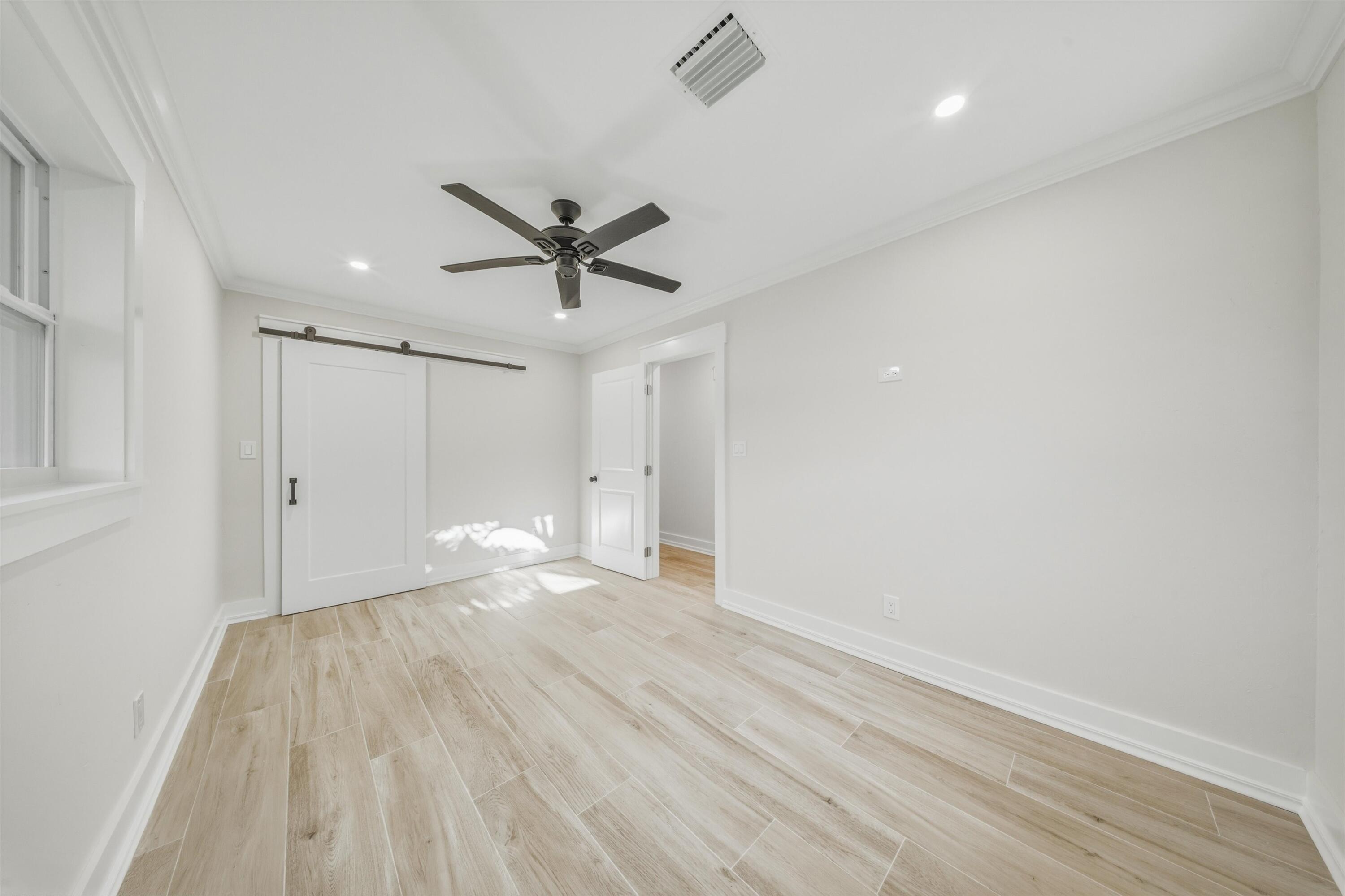 123 Venetian Way Property Photo 55