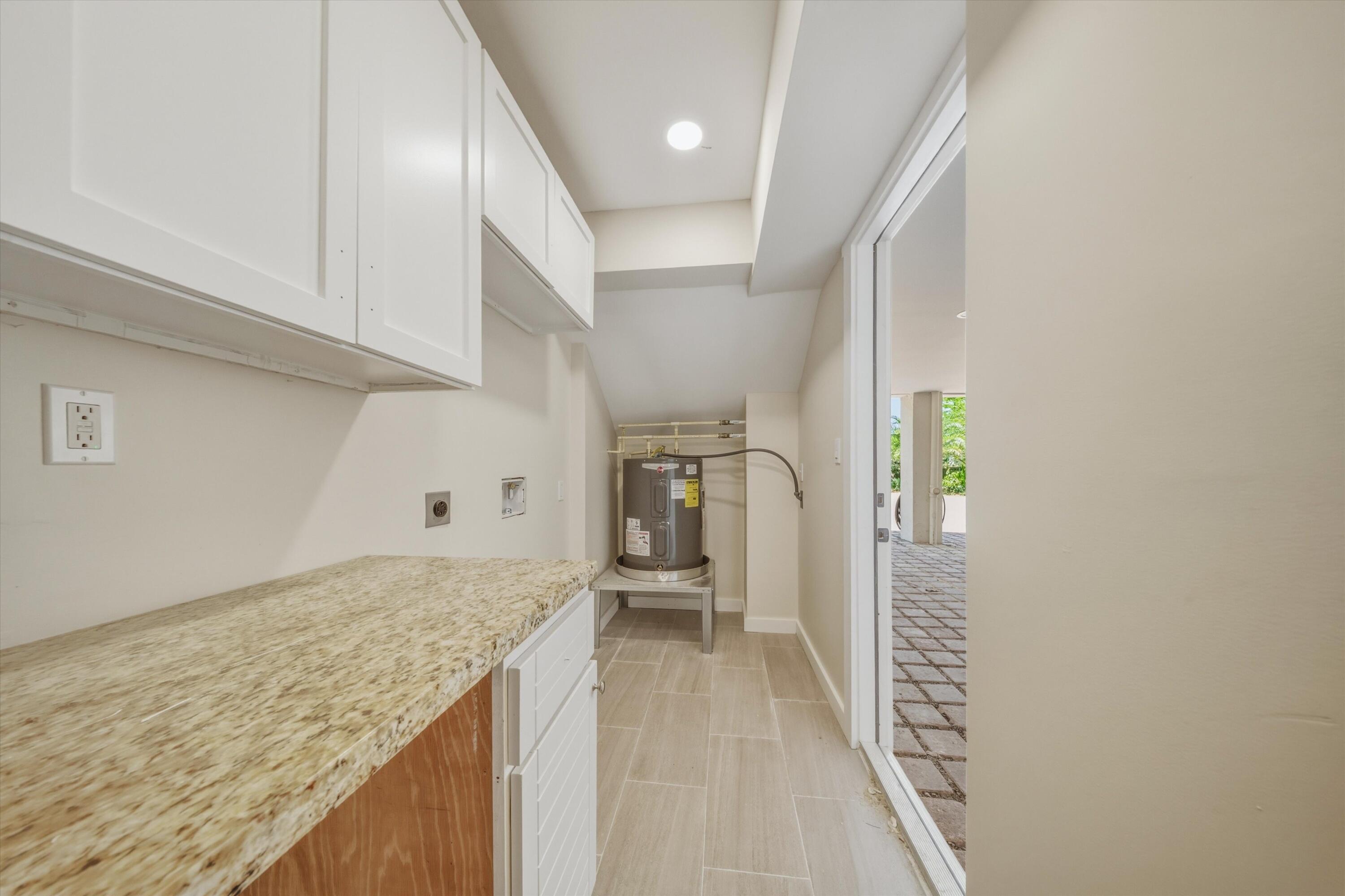 123 Venetian Way Property Photo 60