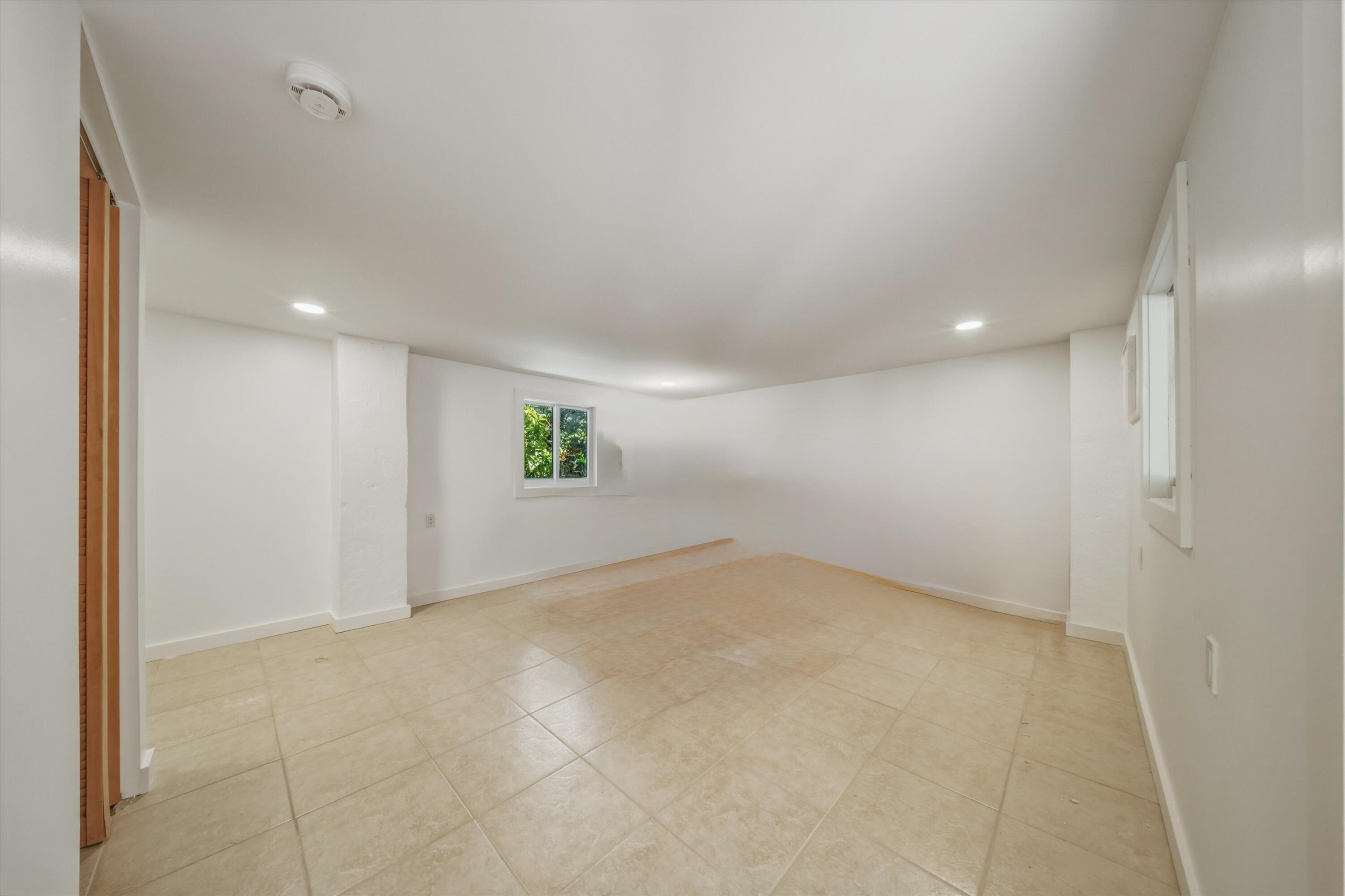 123 Venetian Way Property Photo 62