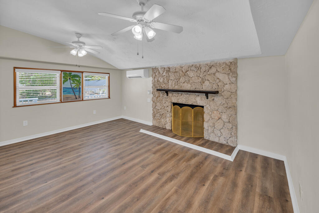 235 Antigua Road Property Photo 6