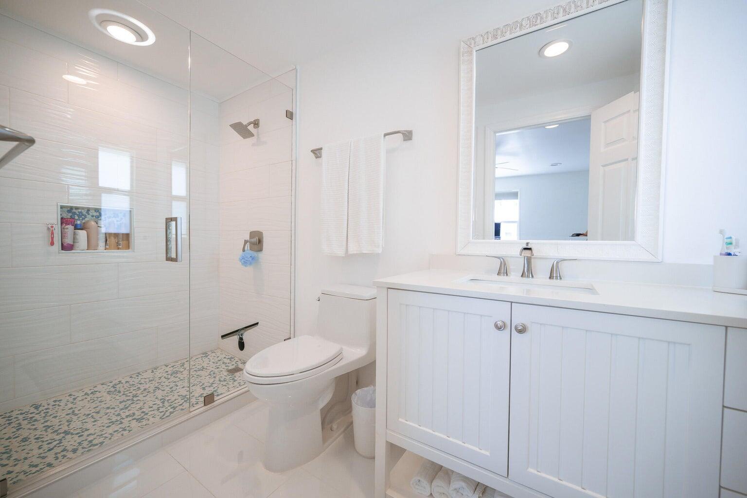212 Buttonwood Lane Property Photo 14