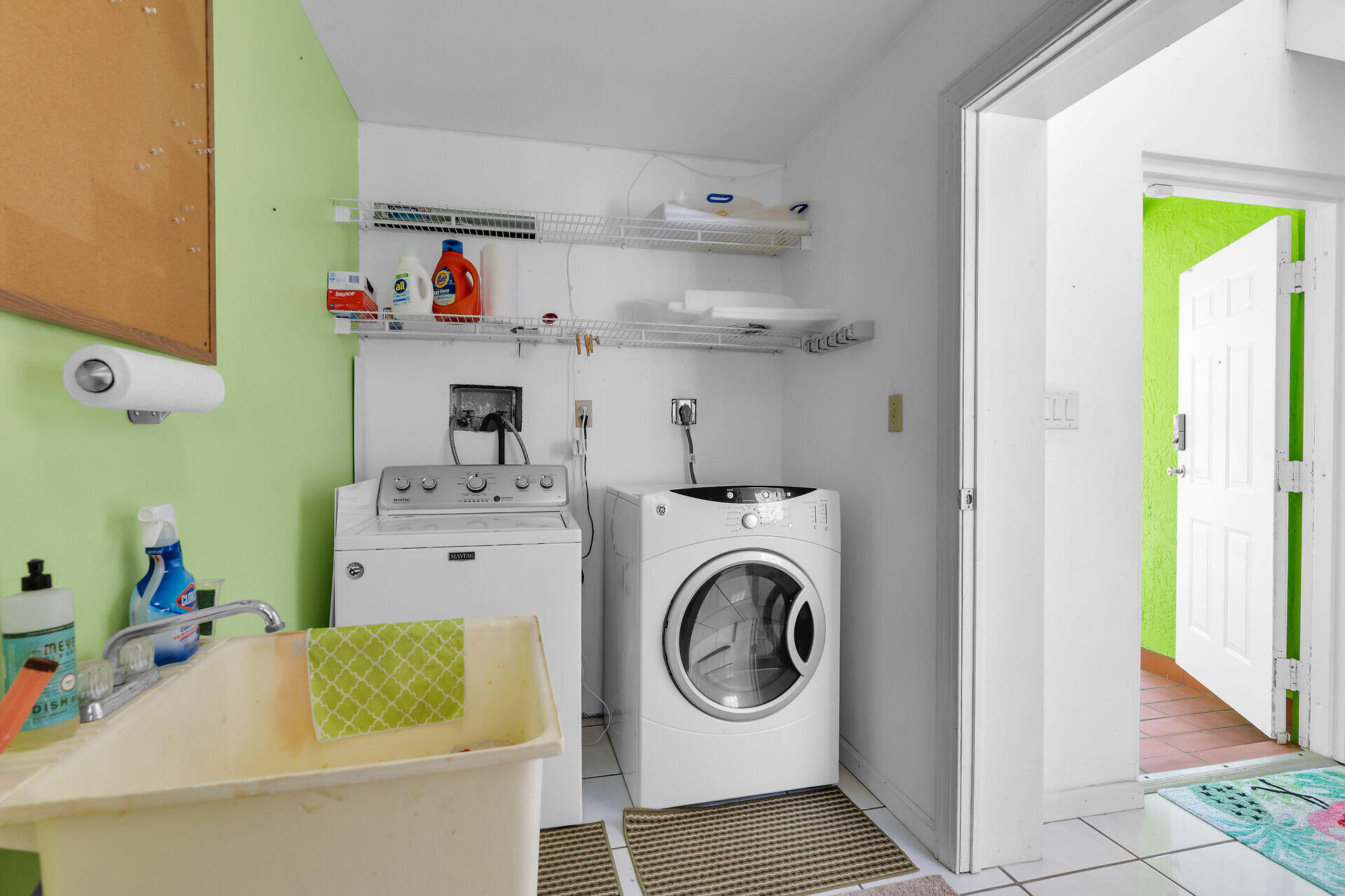 19 Park Drive Property Photo 37