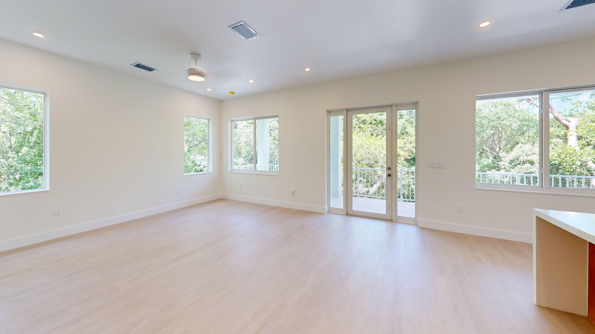 1025 Snapper Lane Property Photo 10