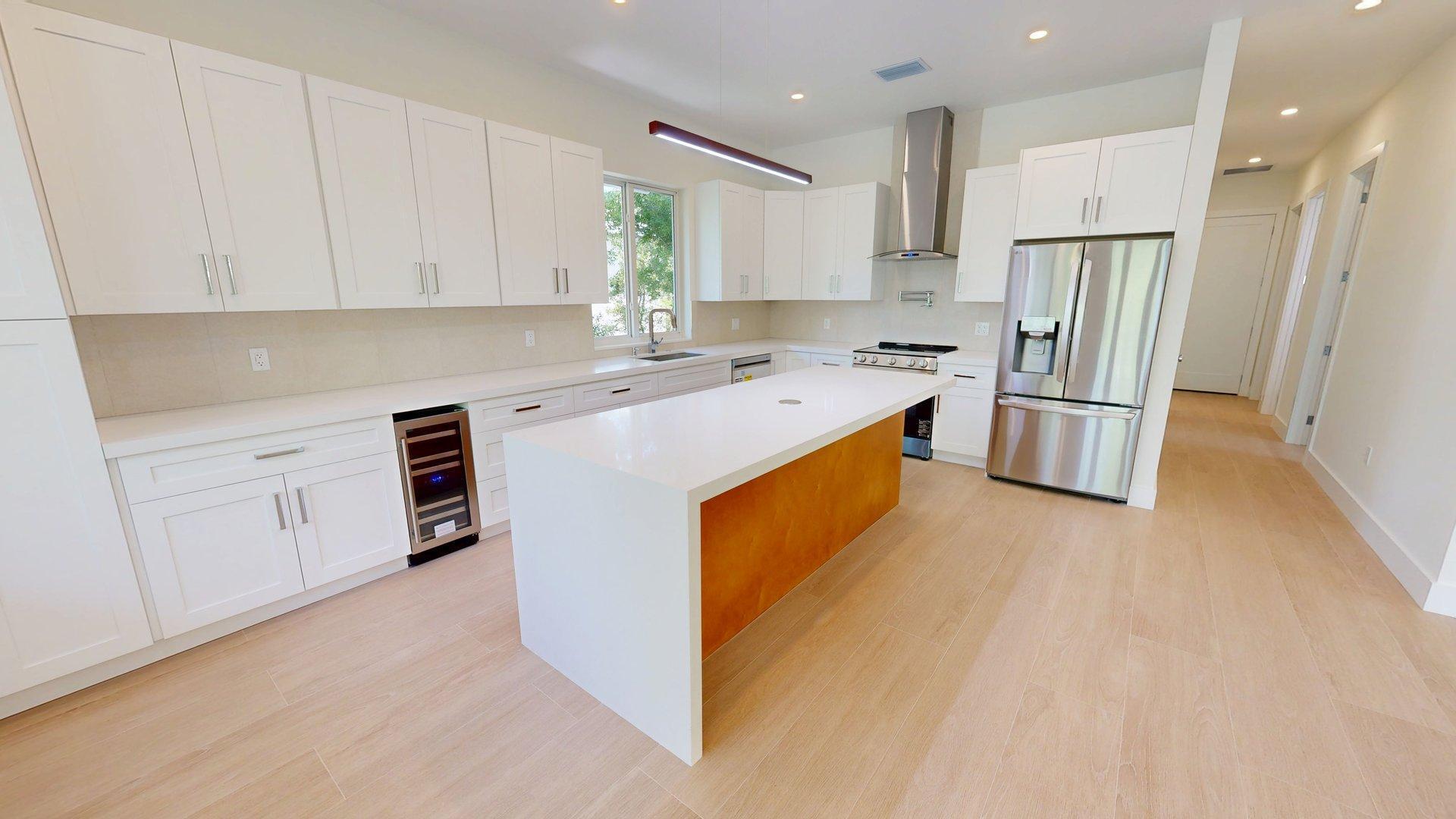 1025 Snapper Lane Property Photo 11
