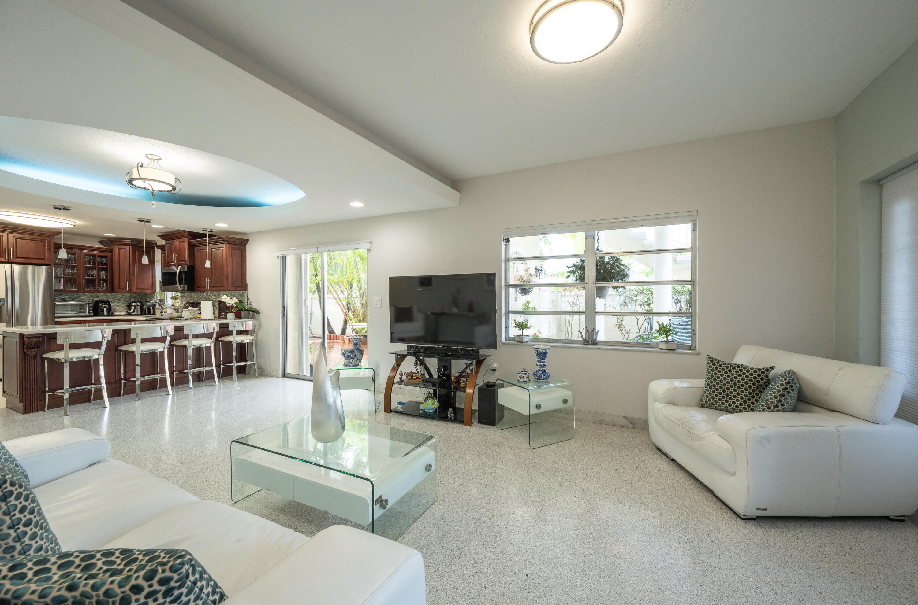 1504 Flagler Avenue Property Photo 6