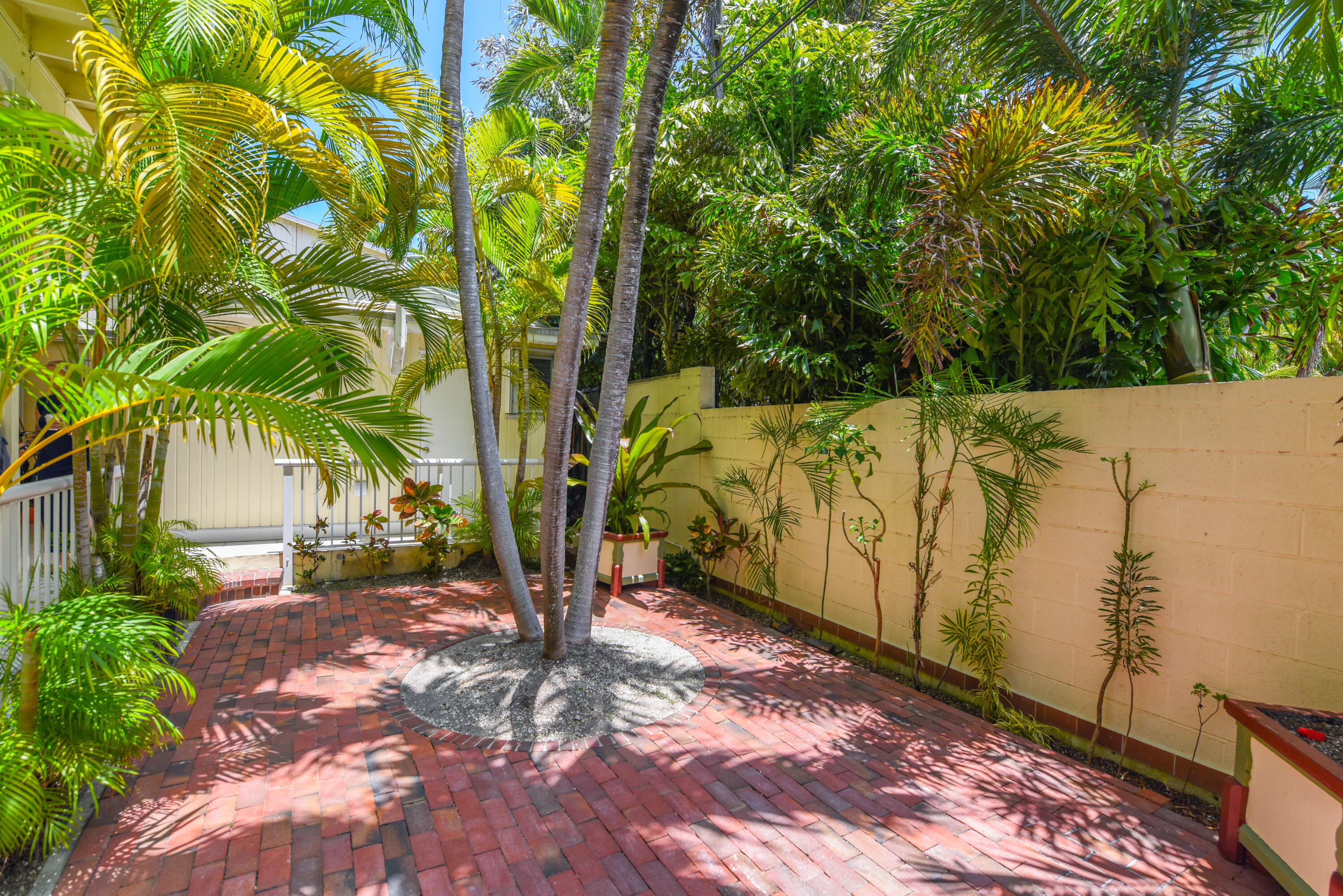 1504 Flagler Avenue Property Photo 27
