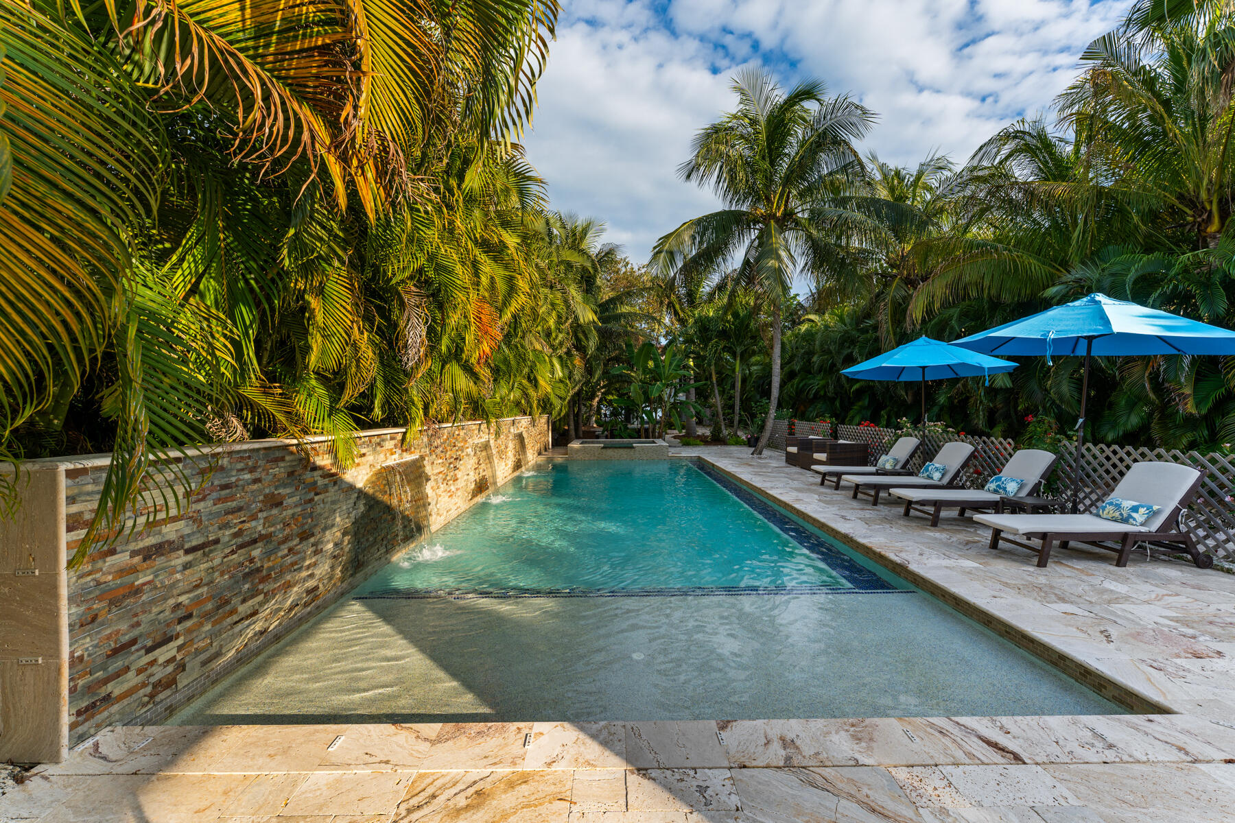 58652 Overseas Highway Property Photo 13