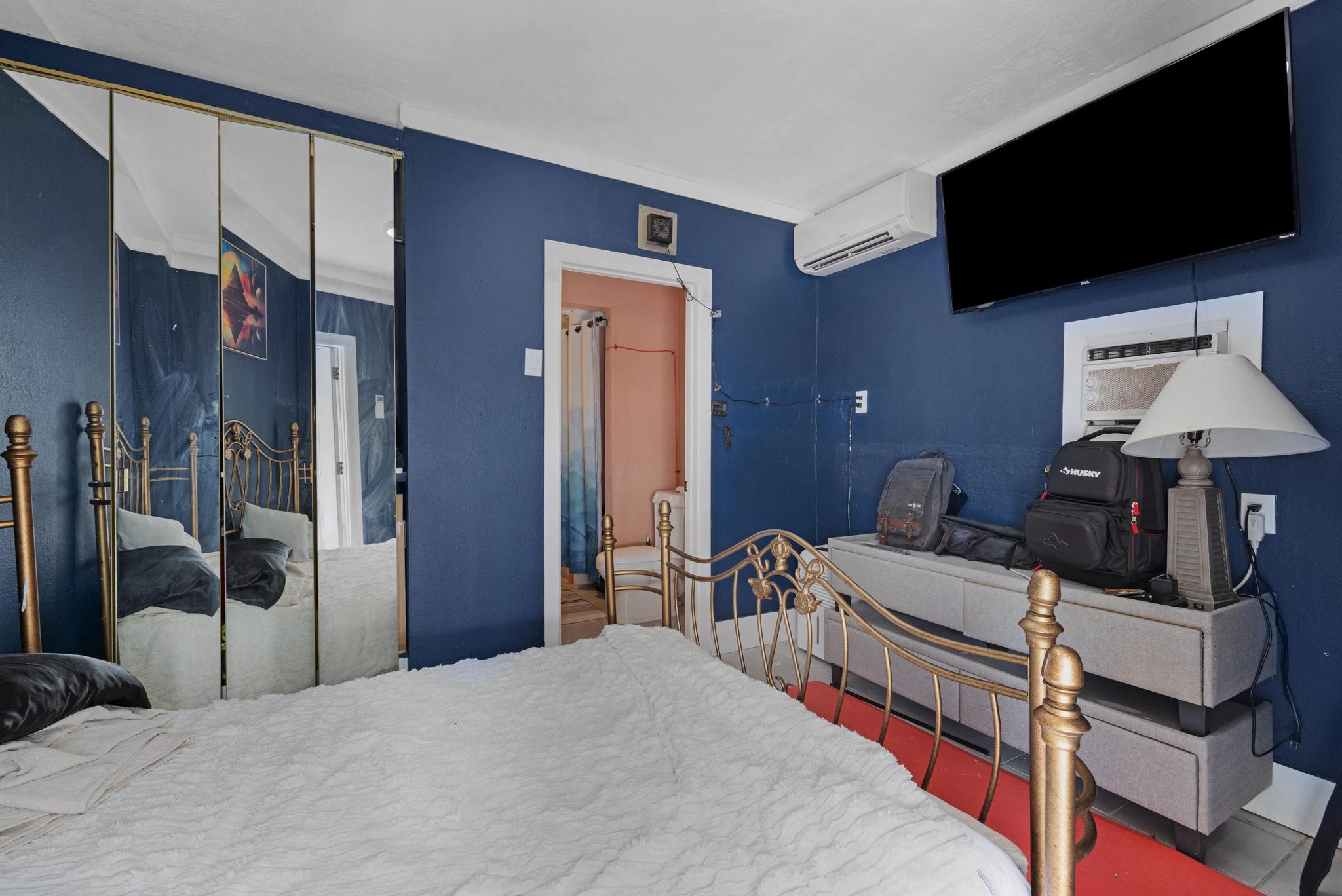 3746 Park Avenue Property Photo 45