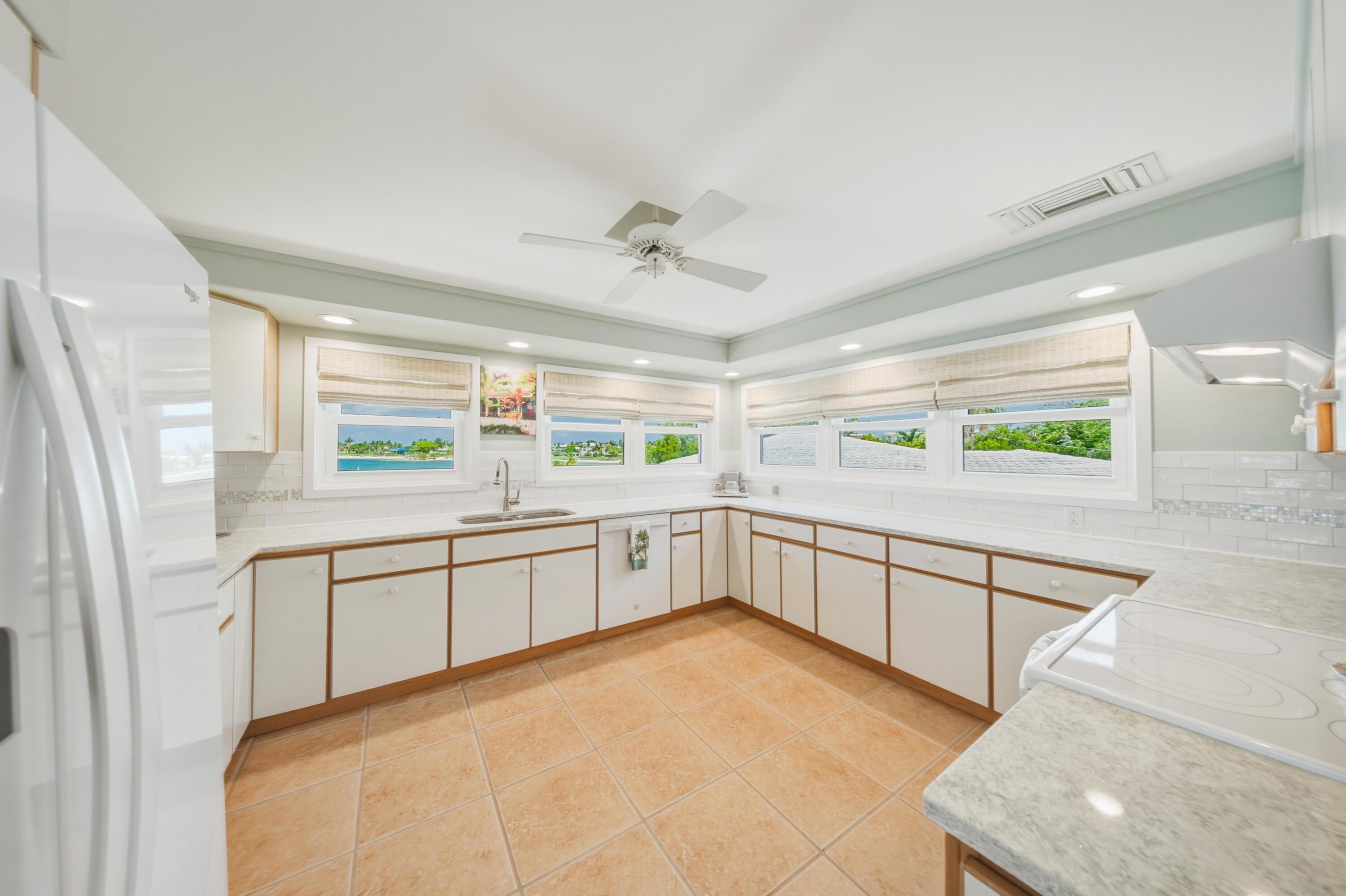23 Treasure Road Property Photo 58