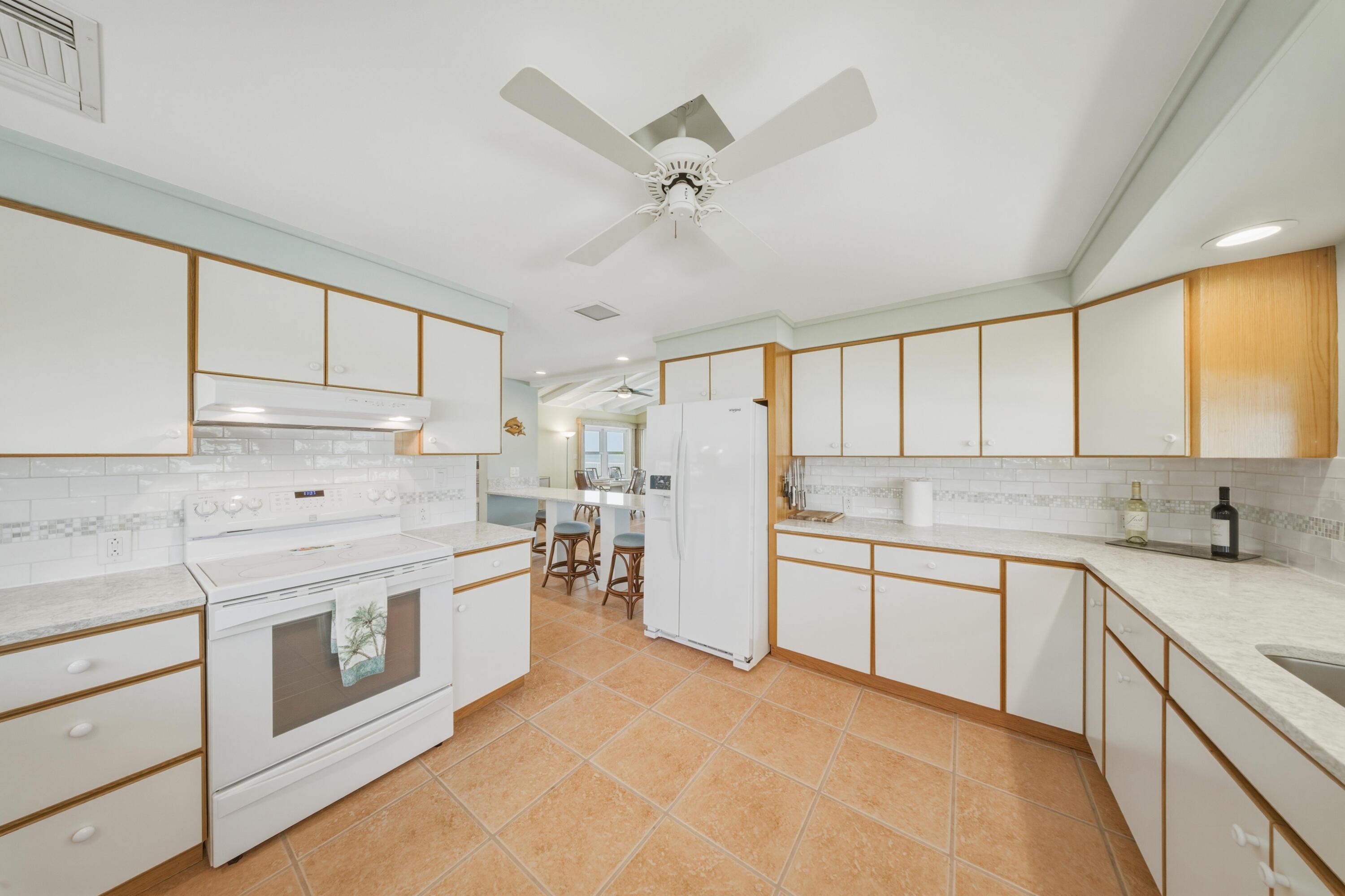 23 Treasure Road Property Photo 60