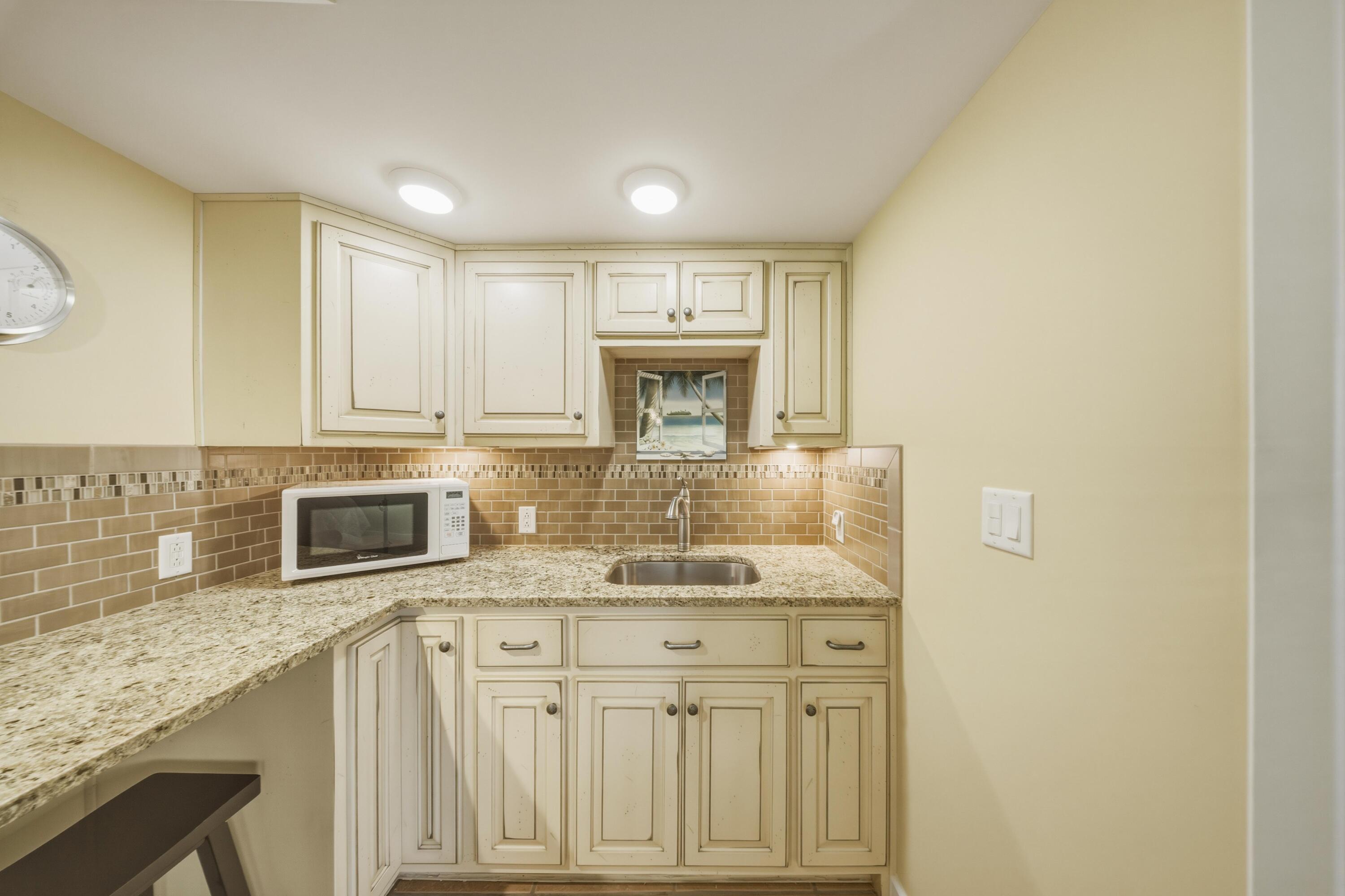 23 Treasure Road Property Photo 79