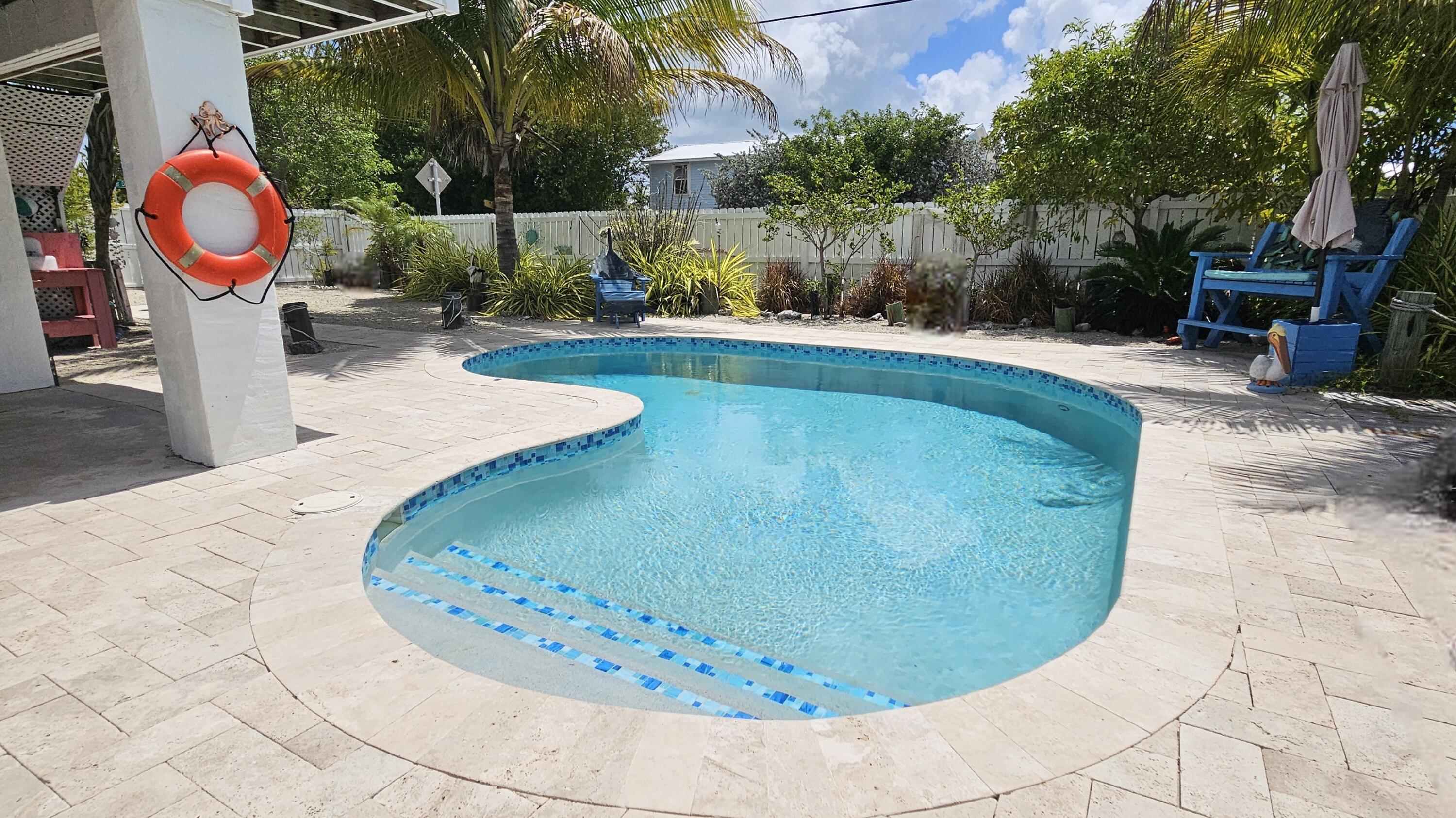116 Spanish Main Drive Property Photo 3