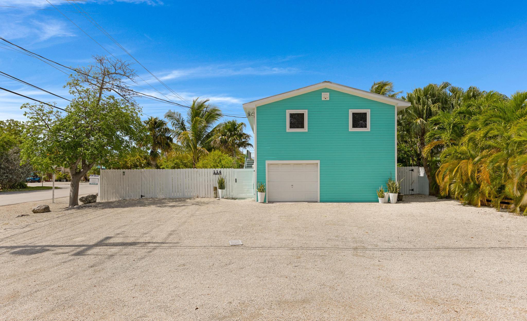 116 Spanish Main Drive Property Photo 6