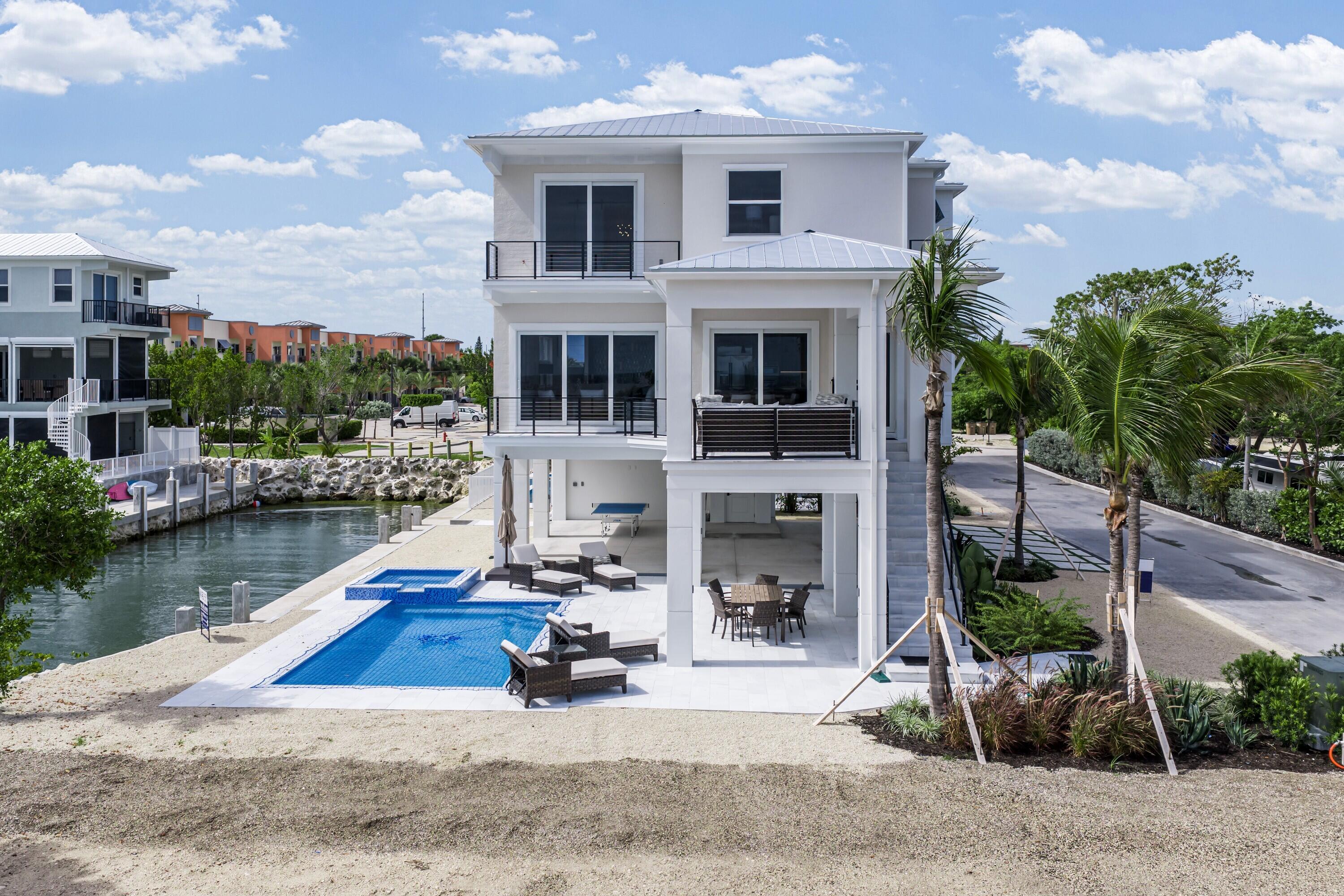 4800 Overseas Highway 24 Property Photo 7