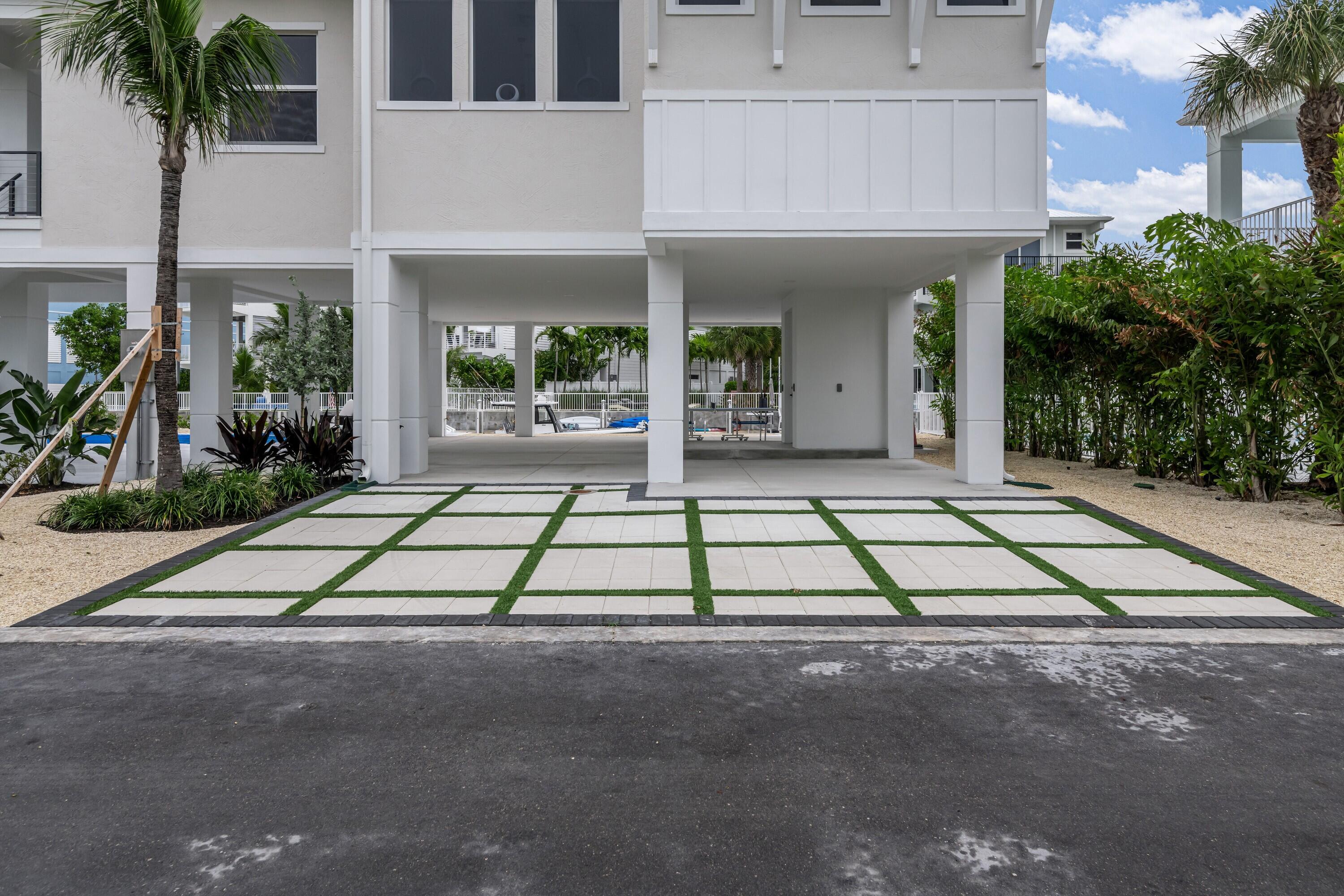 4800 Overseas Highway 24 Property Photo 19
