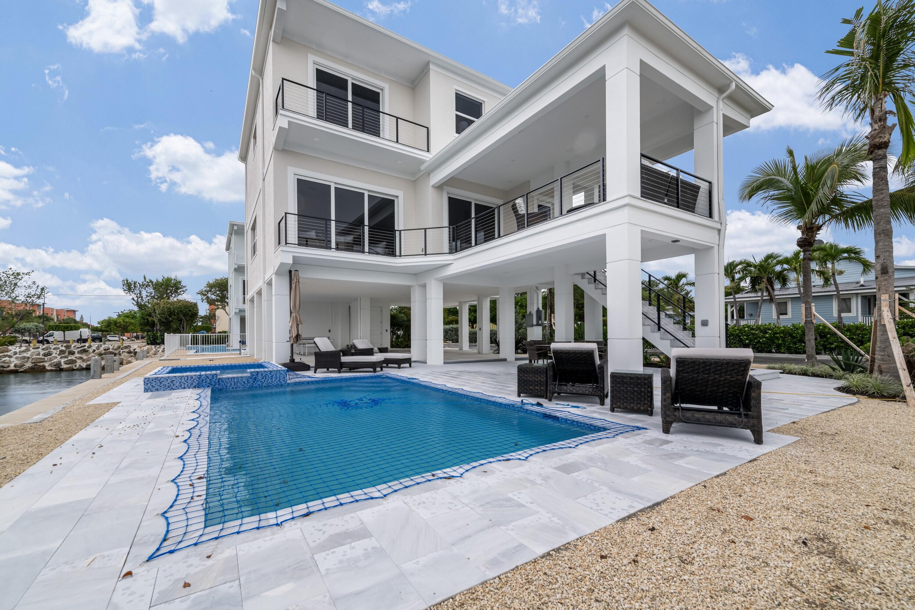 4800 Overseas Highway 24 Property Photo 21