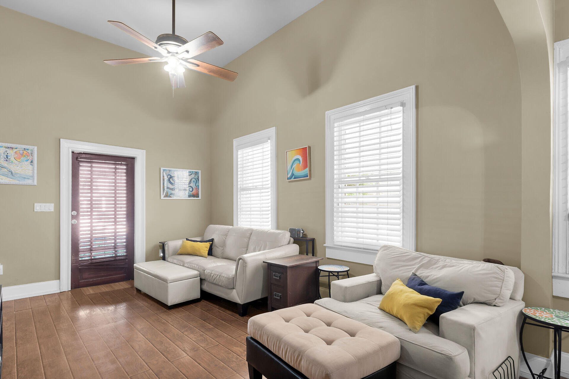 1104 Truman Avenue Property Photo 4