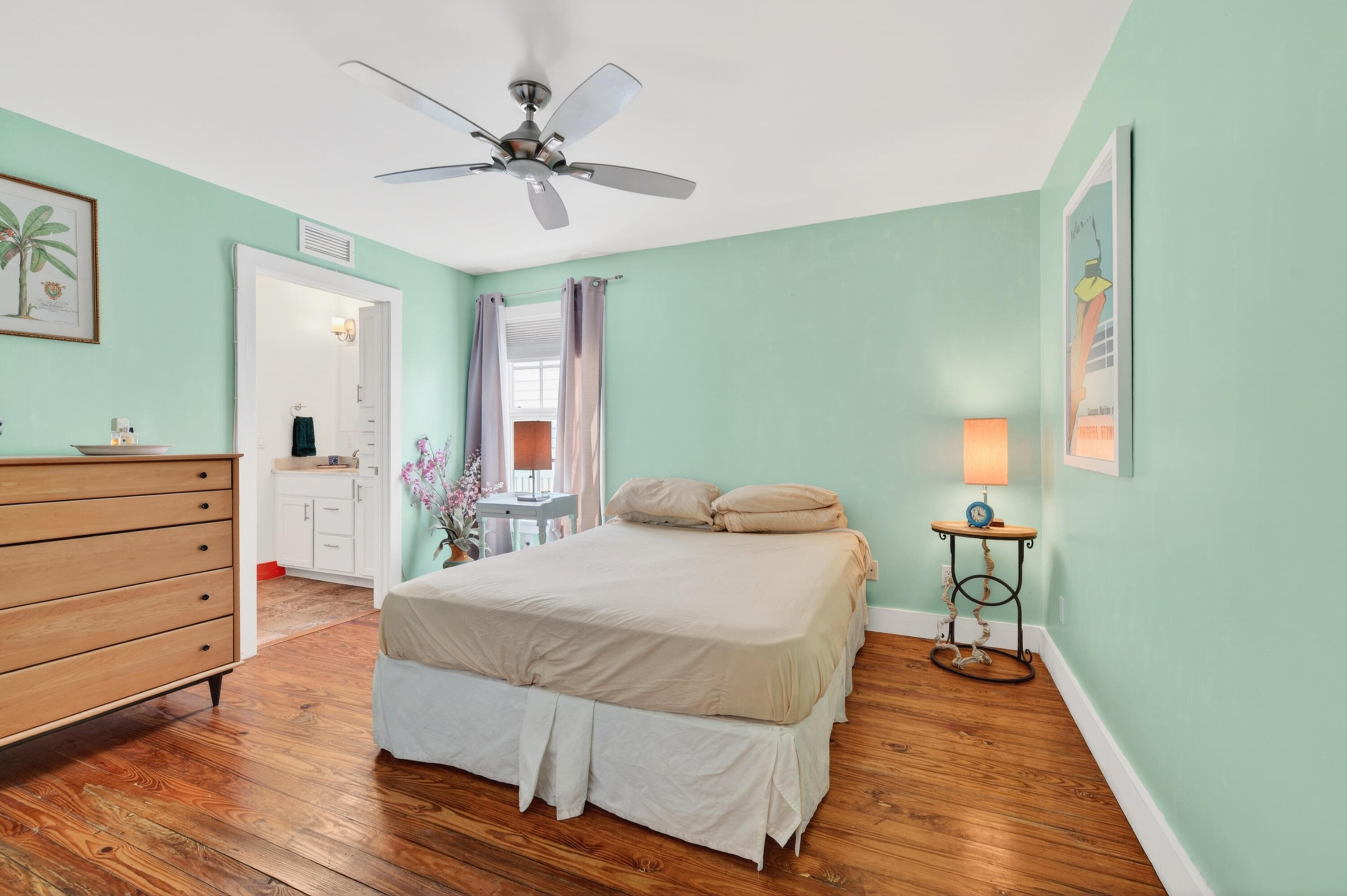 606 Grinnell Street Property Photo 11