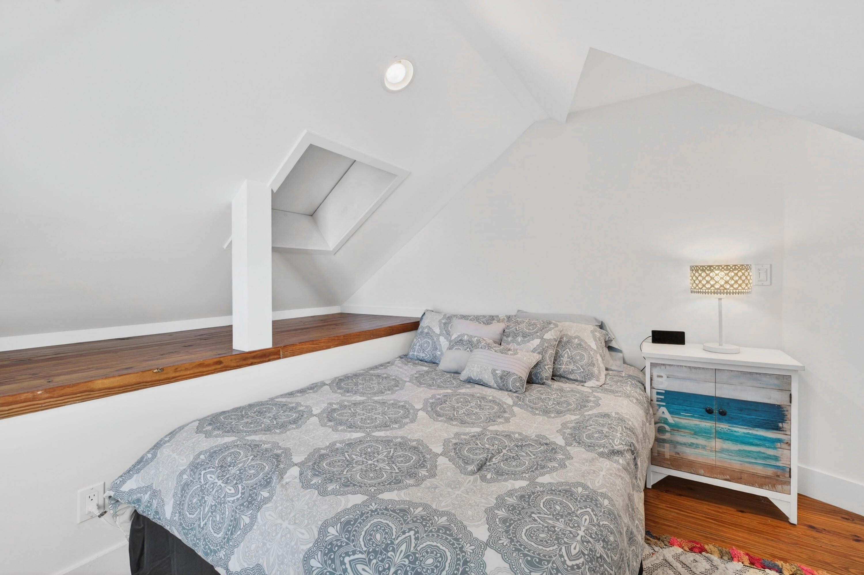 606 Grinnell Street Property Photo 31