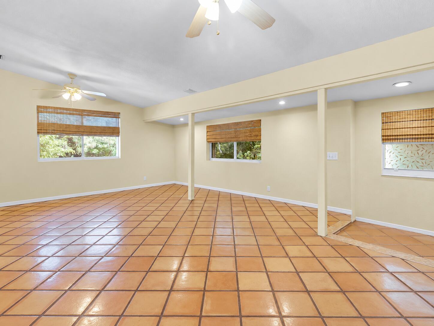 323 Bay View Avenue Property Photo 6