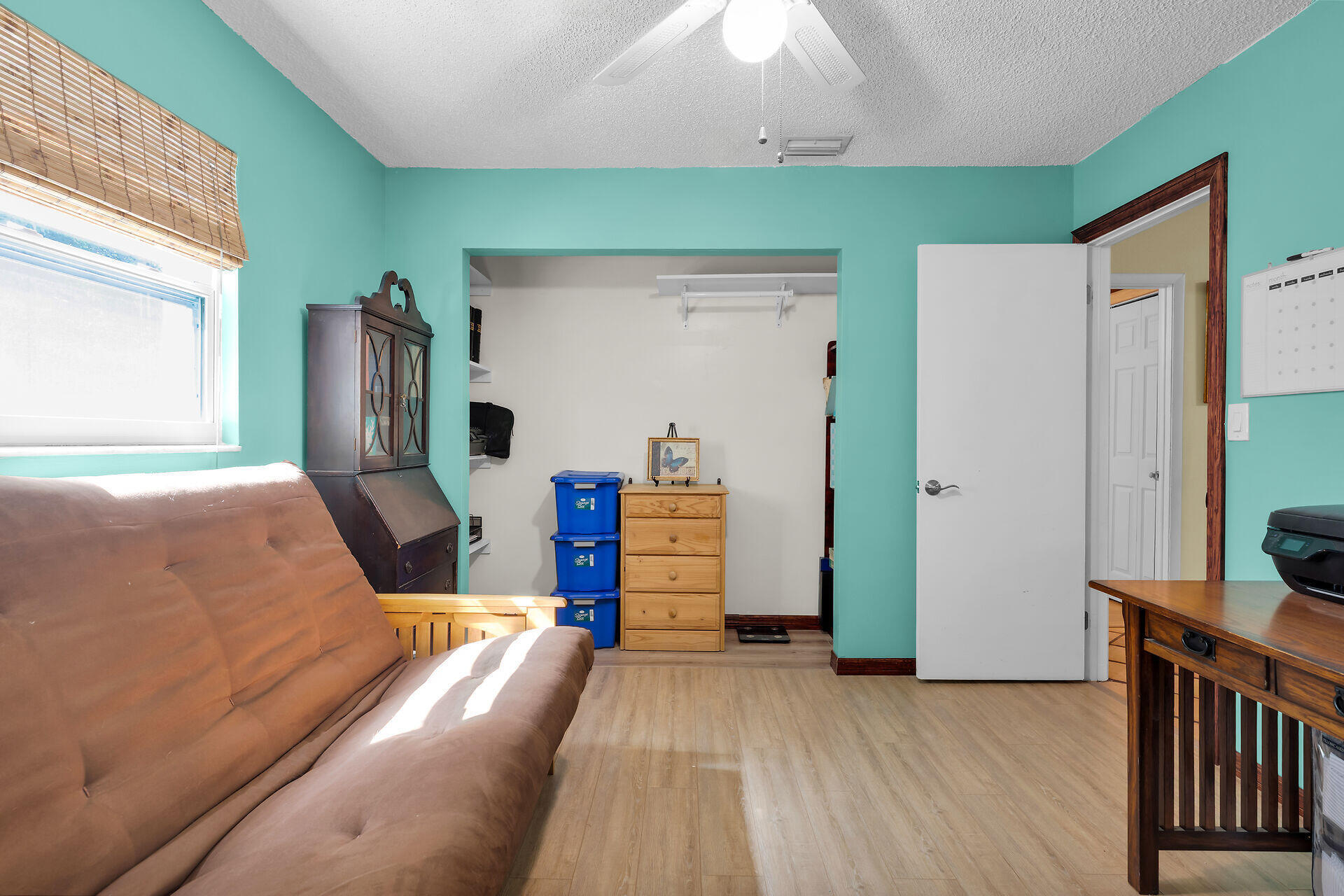 323 Bay View Avenue Property Photo 20