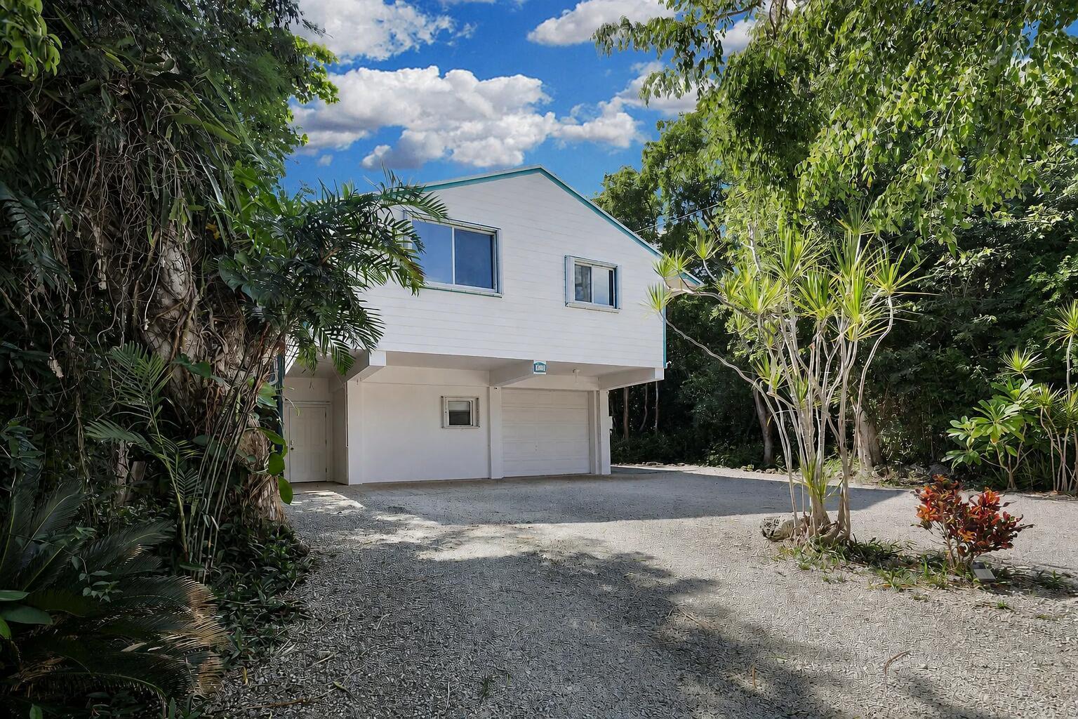 323 Bay View Avenue Property Photo 38