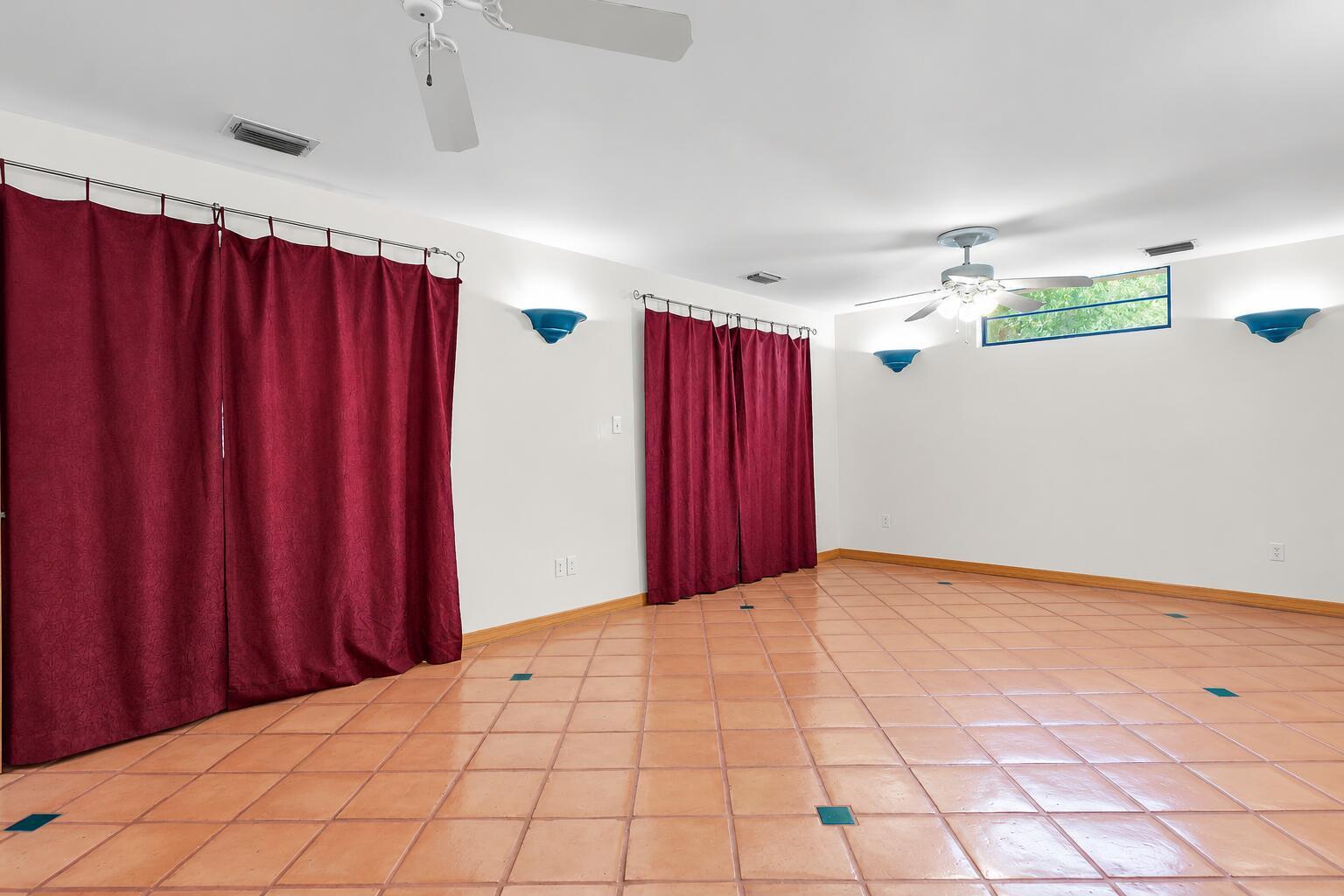 323 Bay View Avenue Property Photo 56
