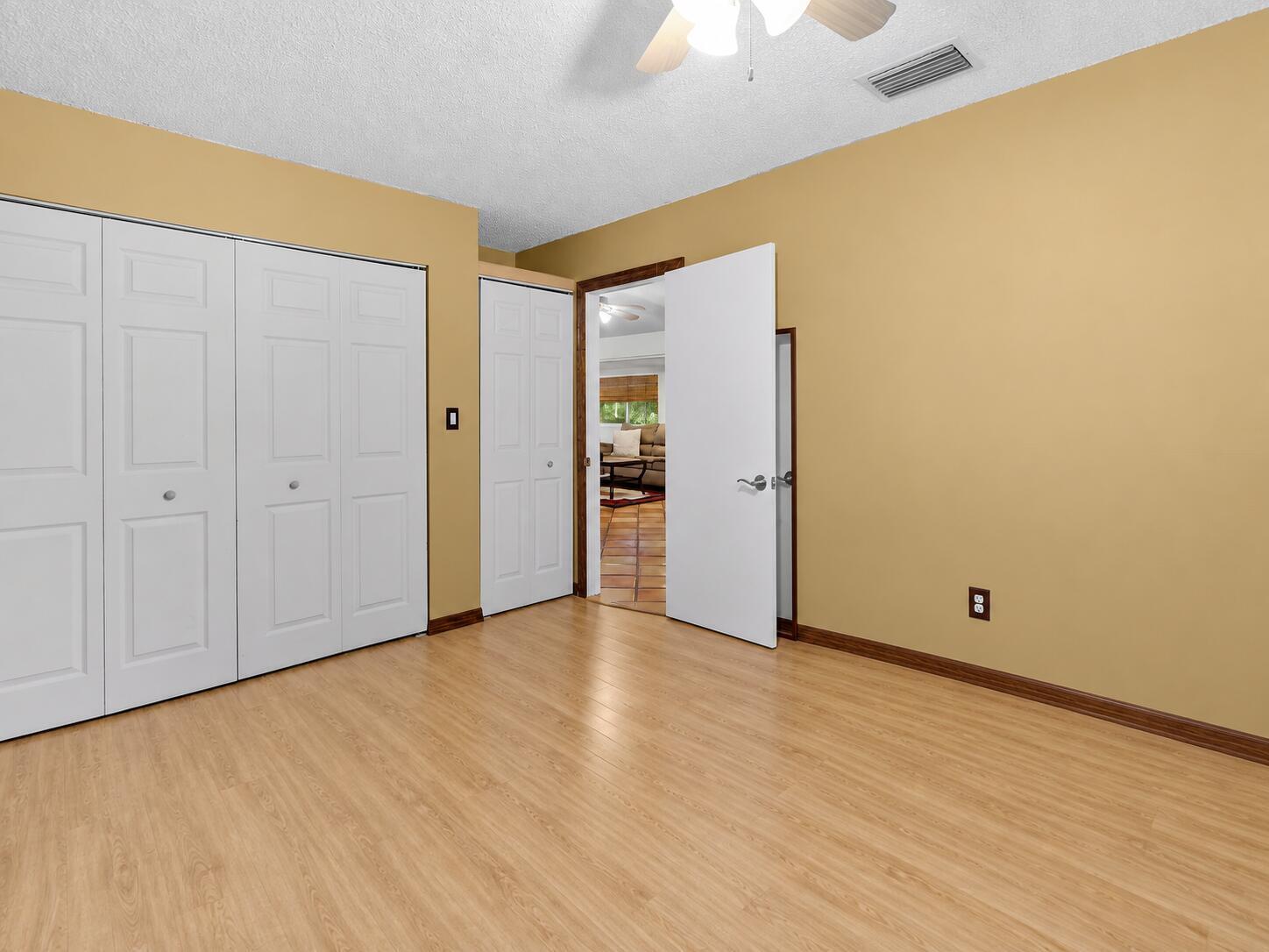 323 Bay View Avenue Property Photo 63