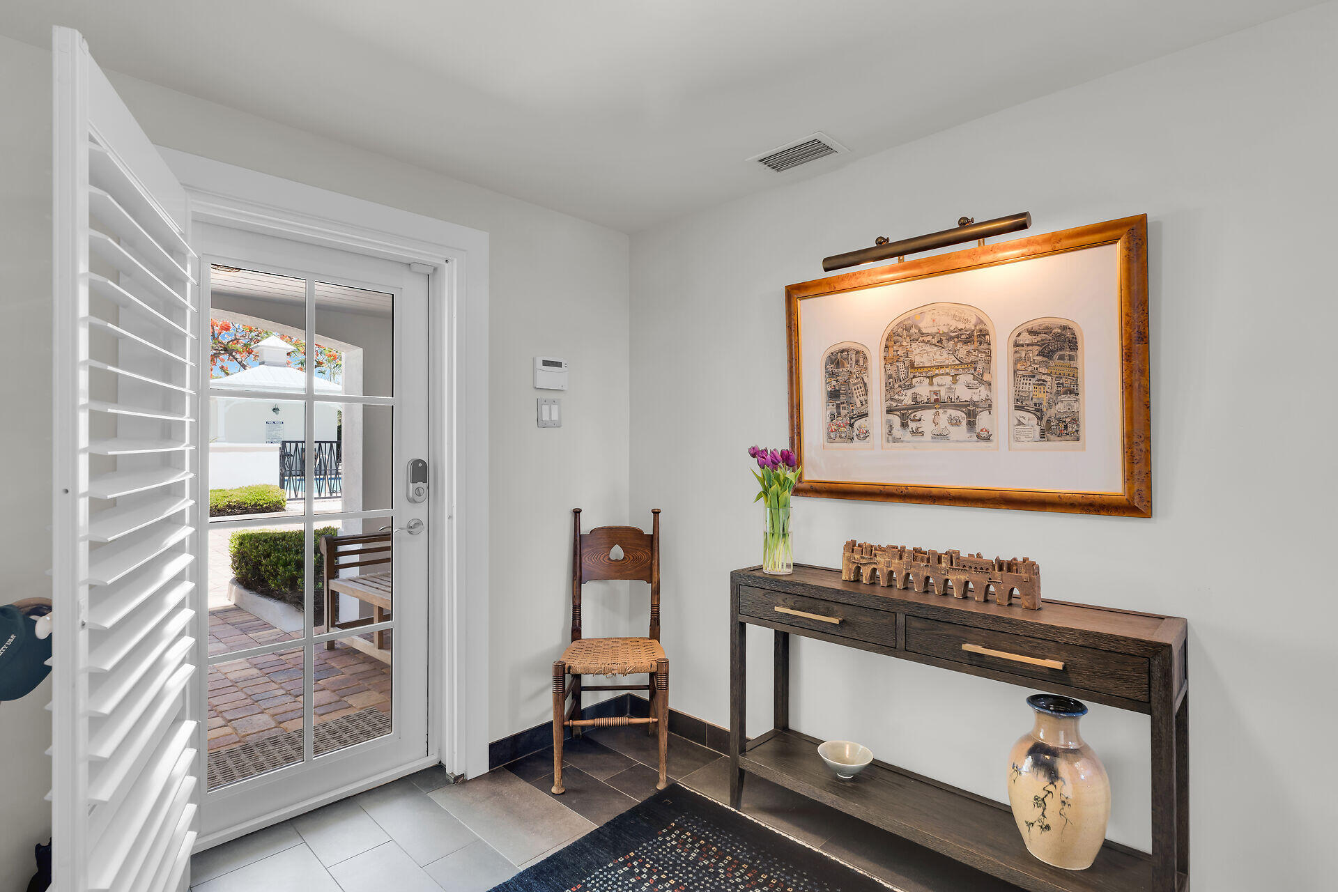 141 Simonton Street Property Photo 3