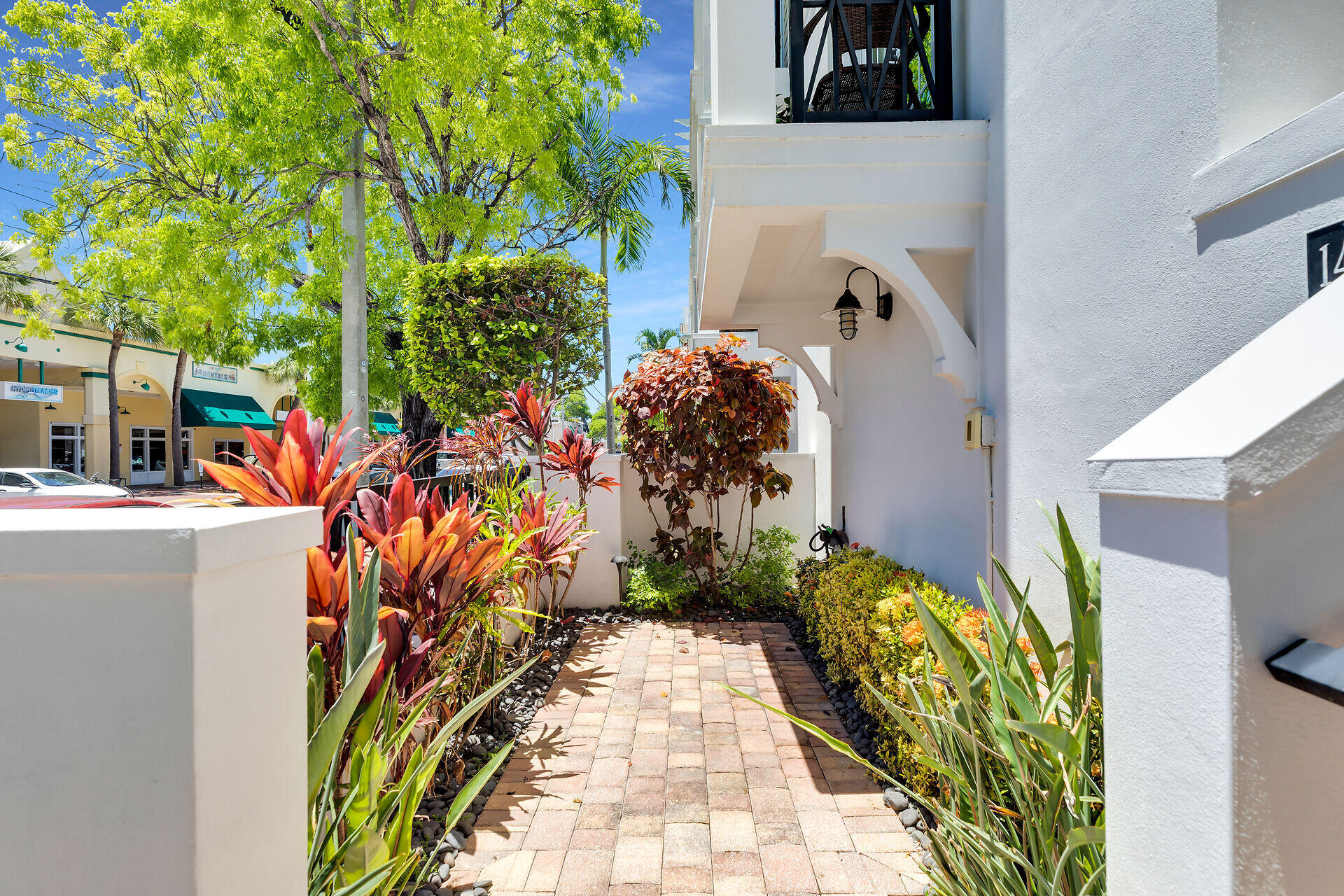 141 Simonton Street Property Photo 43