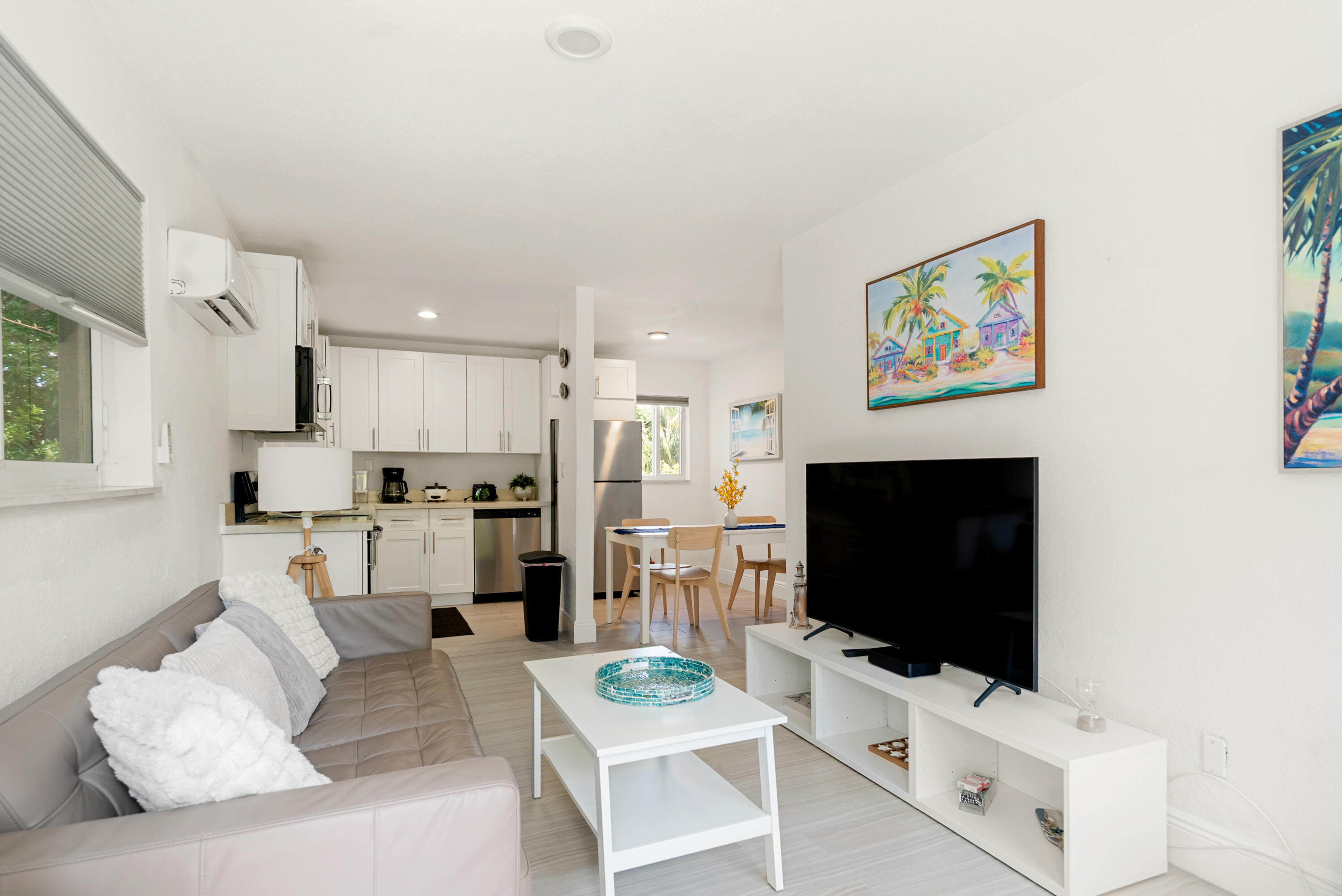 102 Harry Harris Drive Property Photo 8