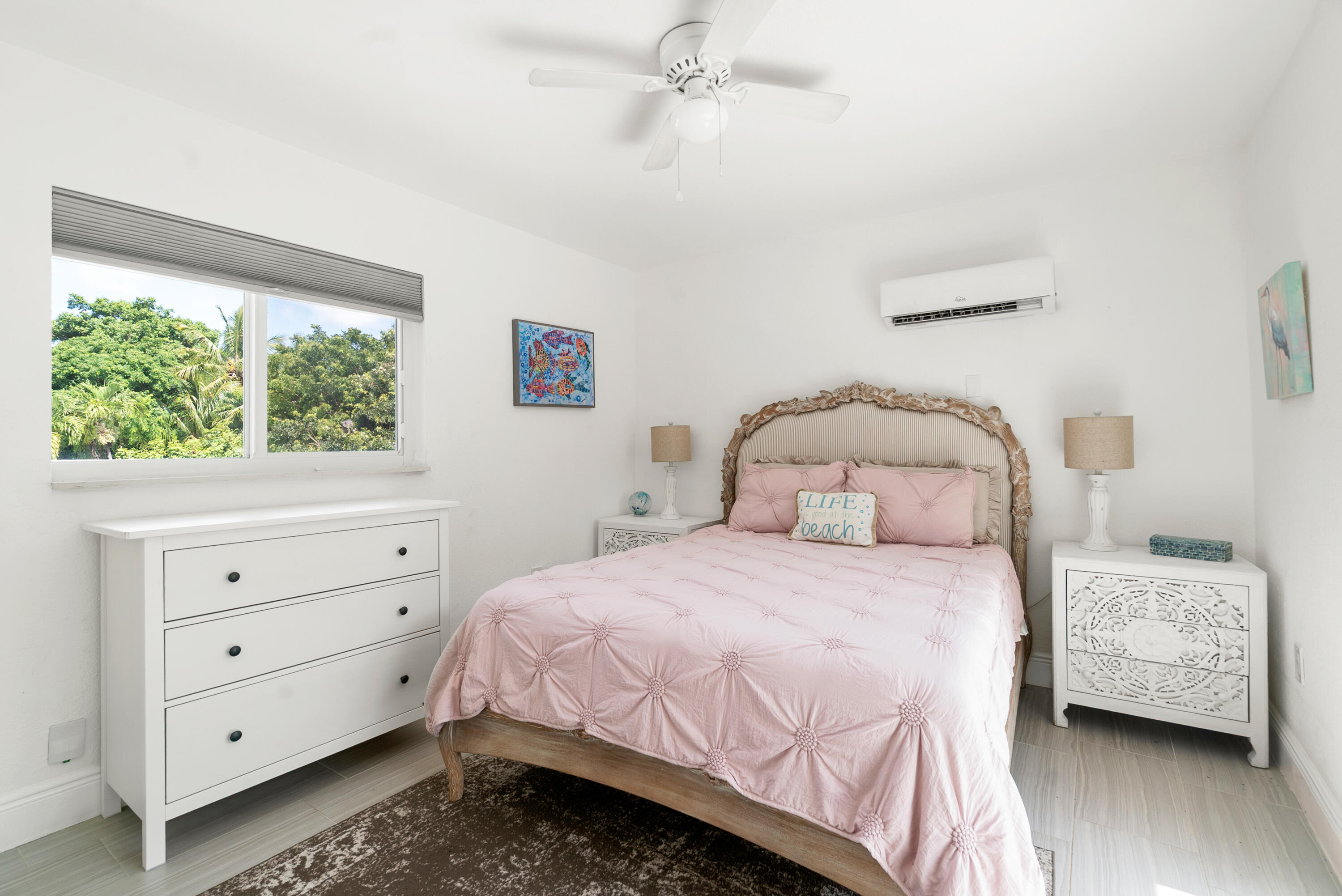 102 Harry Harris Drive Property Photo 13