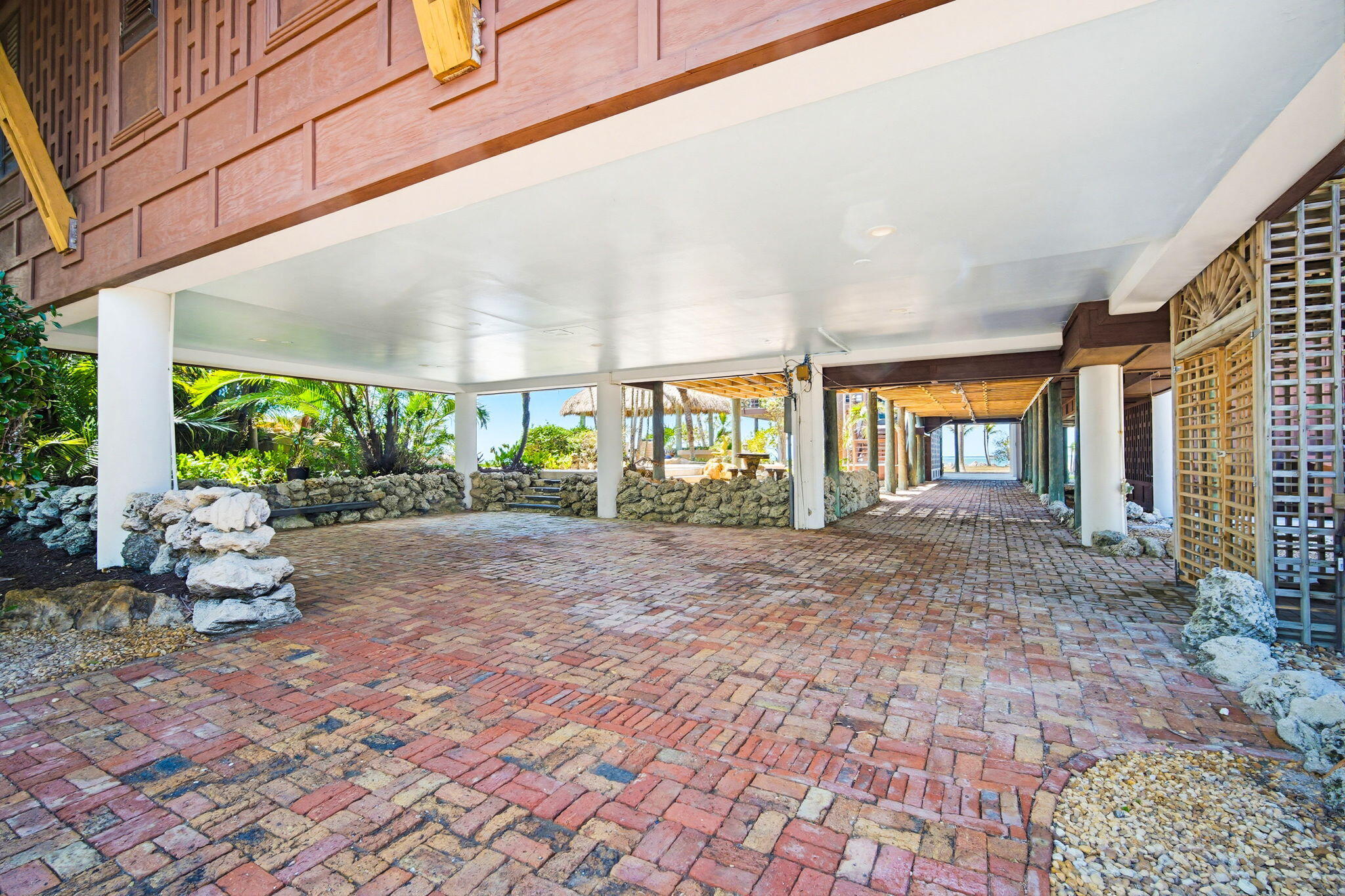 87 Cannon Royal Drive Property Photo 94