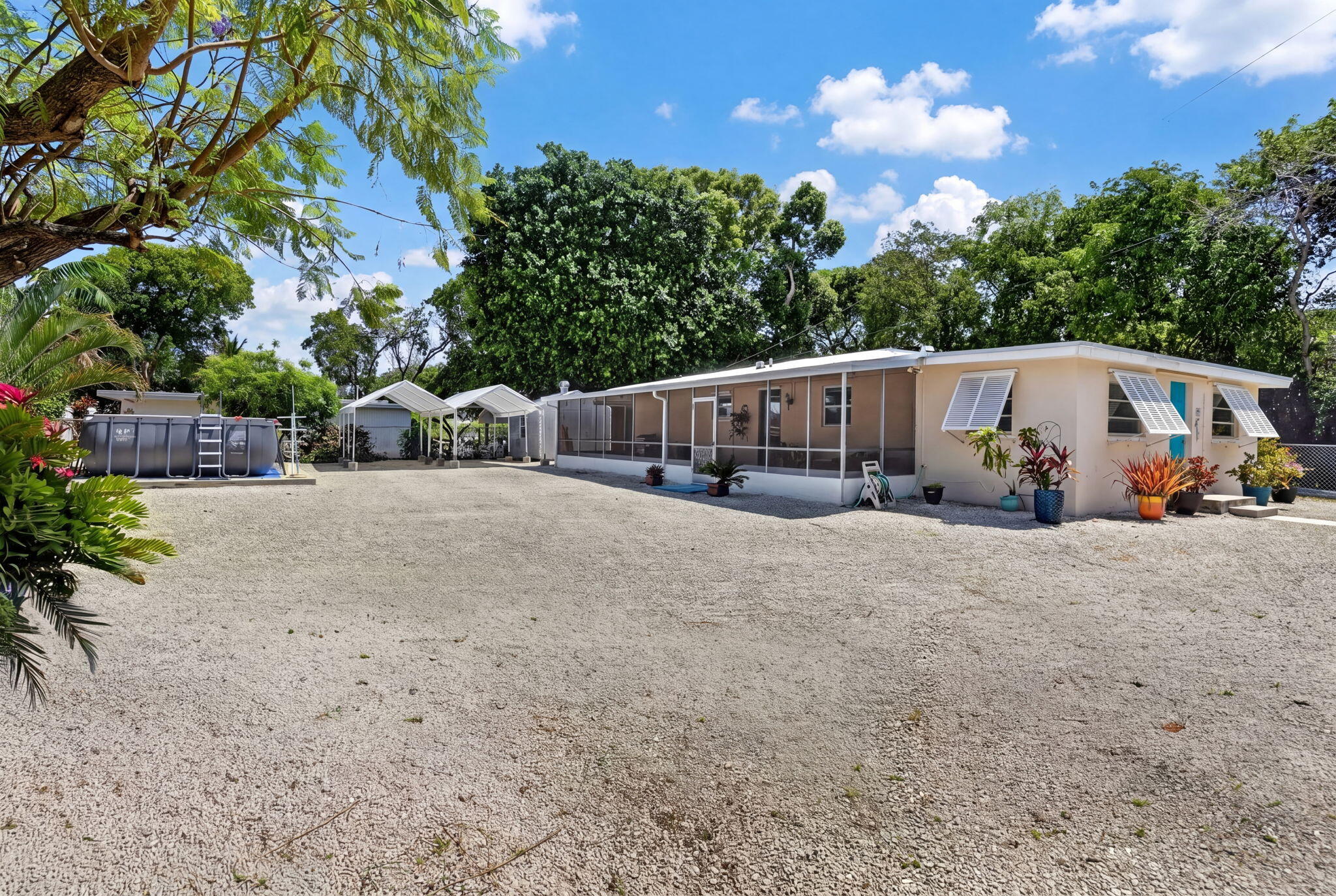 40 Transylvania Avenue Property Photo 1