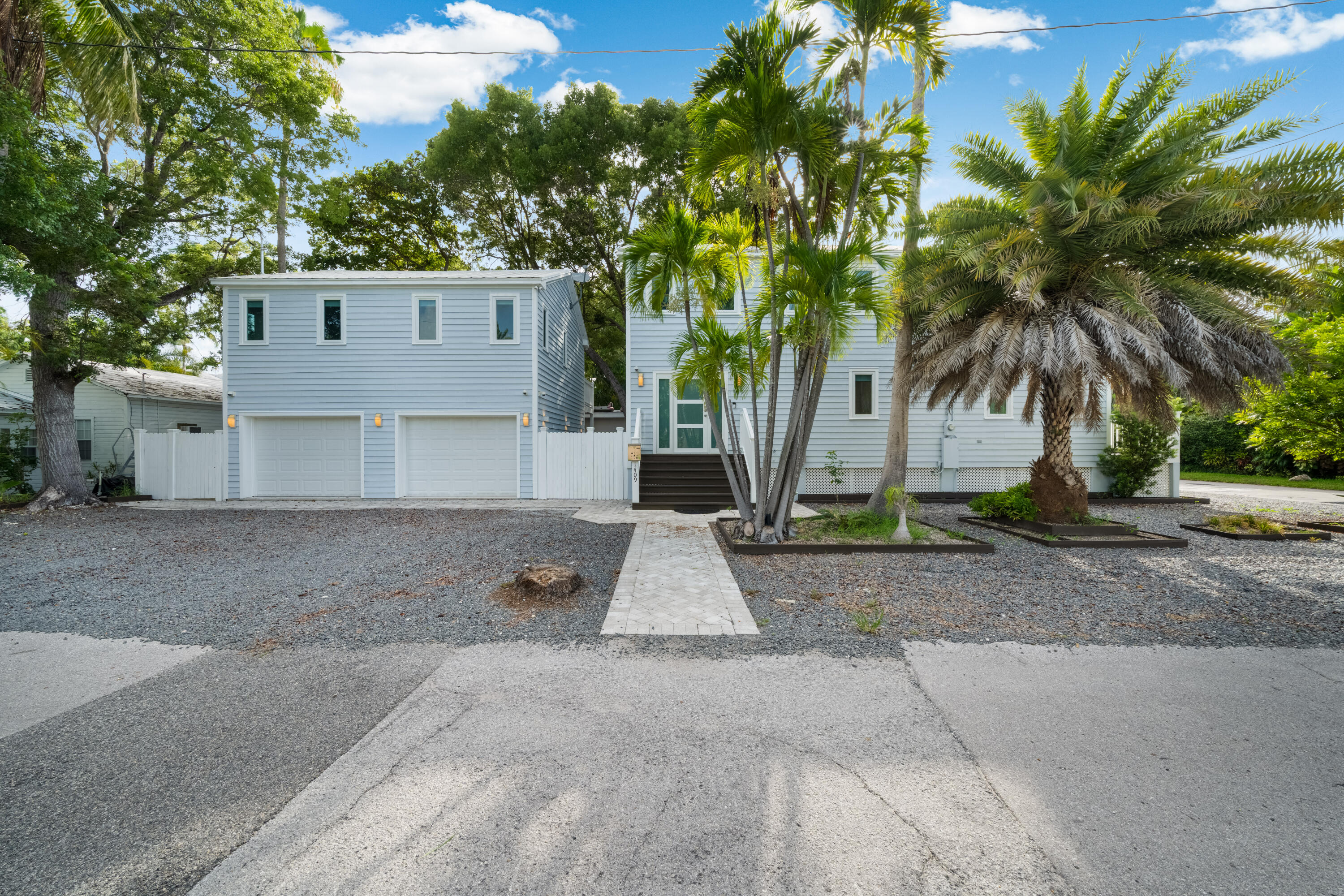1409 Whalton Street Property Photo 1