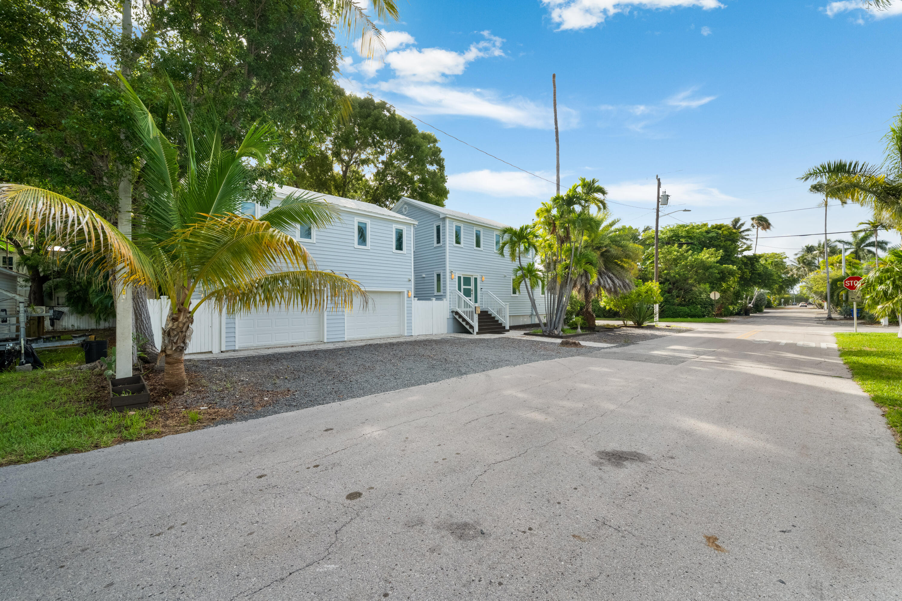 1409 Whalton Street Property Photo 2