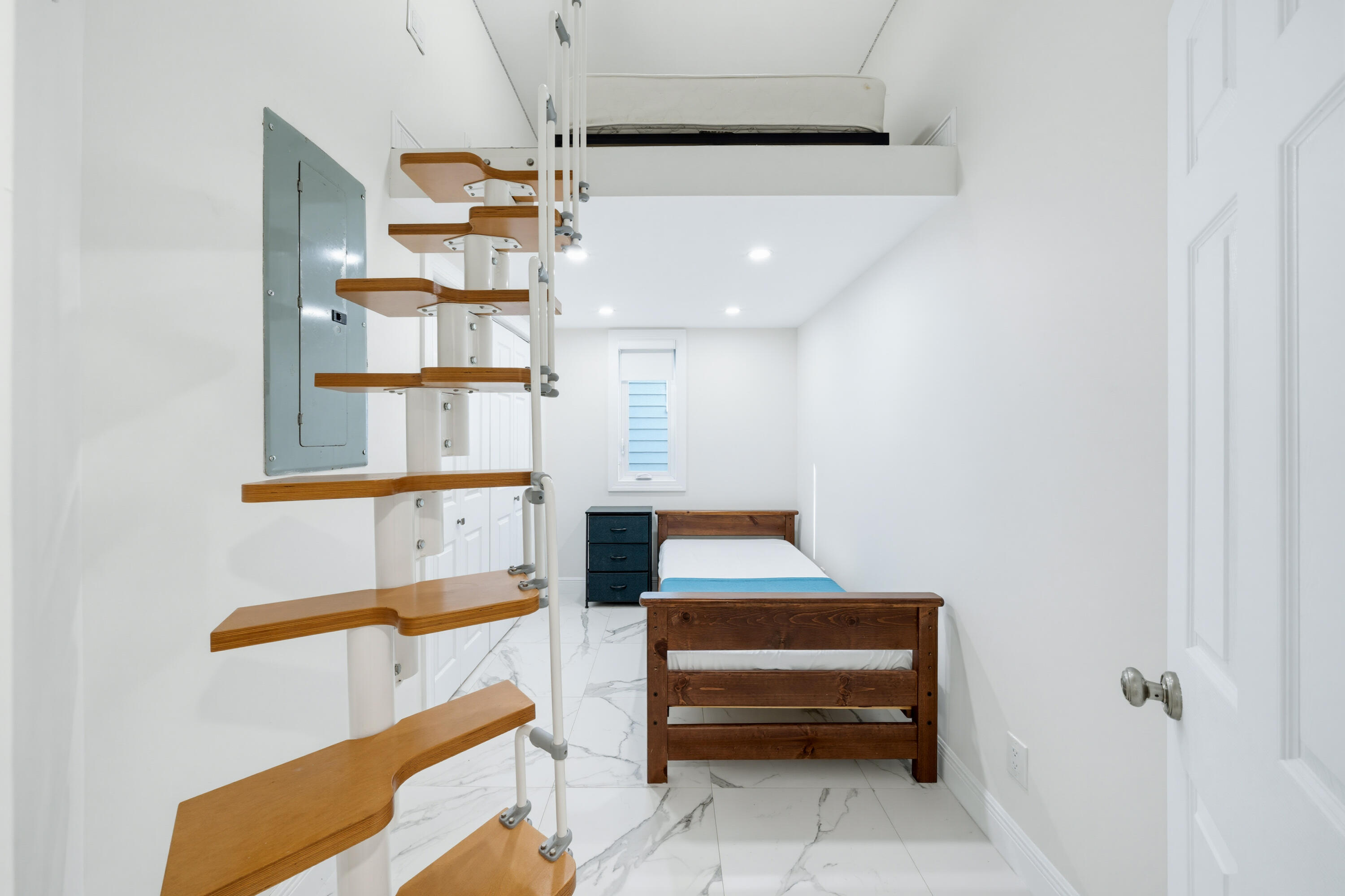 1409 Whalton Street Property Photo 43