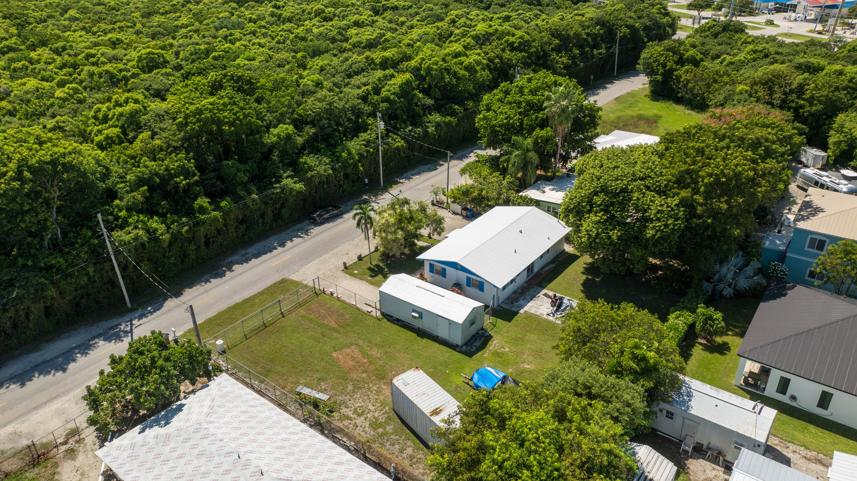 8 S Andros Road Property Photo 30